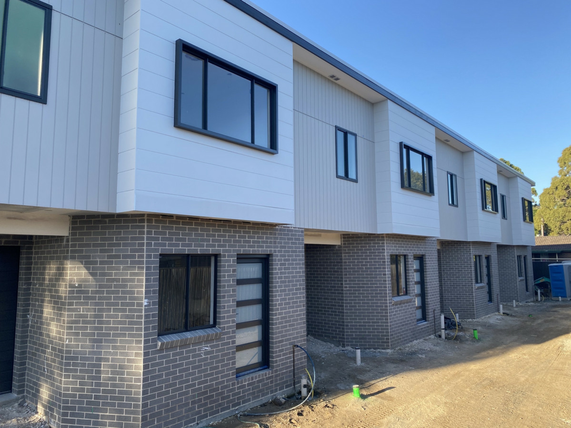 1/84 Macintosh Street Forster NSW