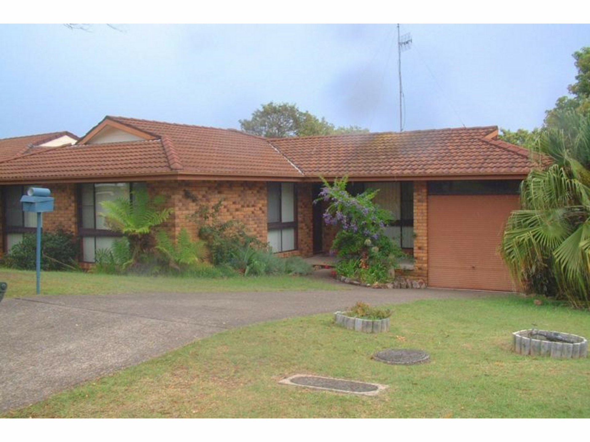 7 Minnibah Circuit Forster NSW
