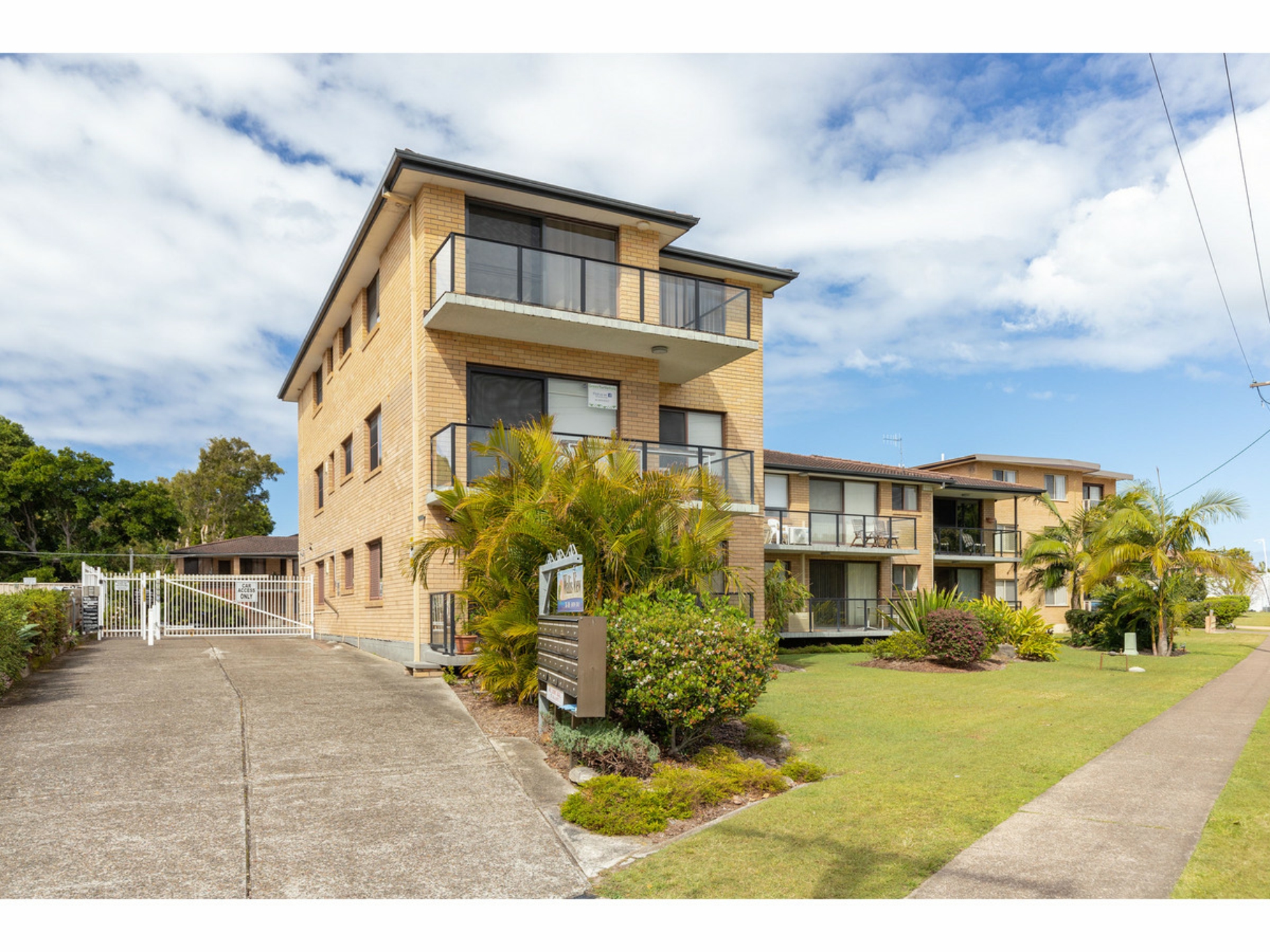 17/76 Little Street, Forster