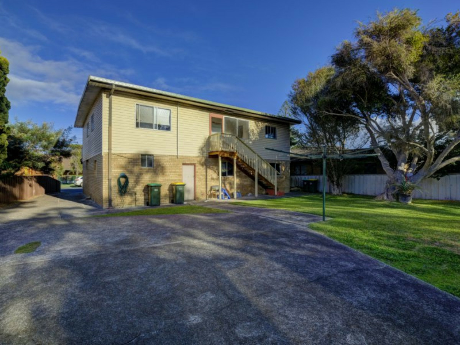3/3 Maneela Street, FORSTER