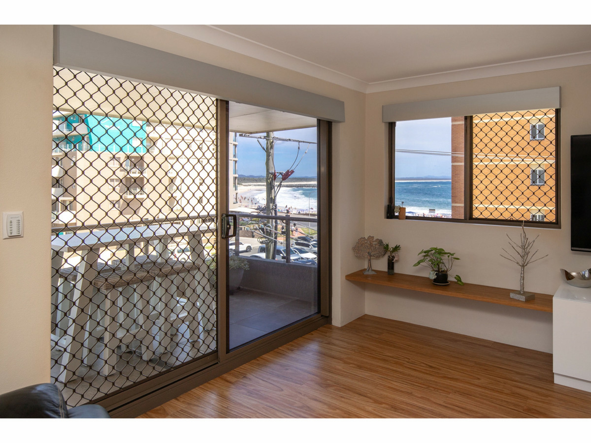 15/27-29 Head Street, FORSTER