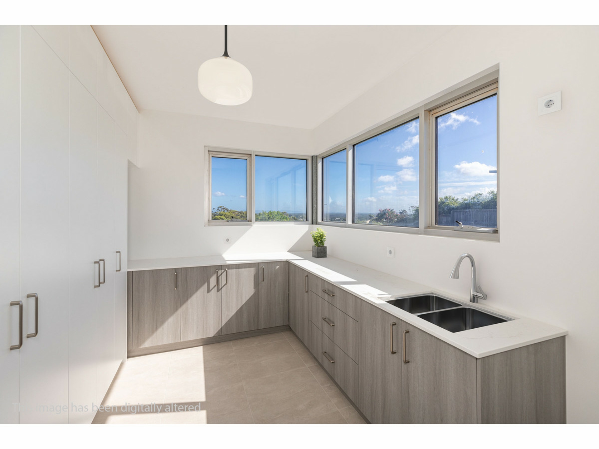 72 Cottesloe Circuit, RED HEAD