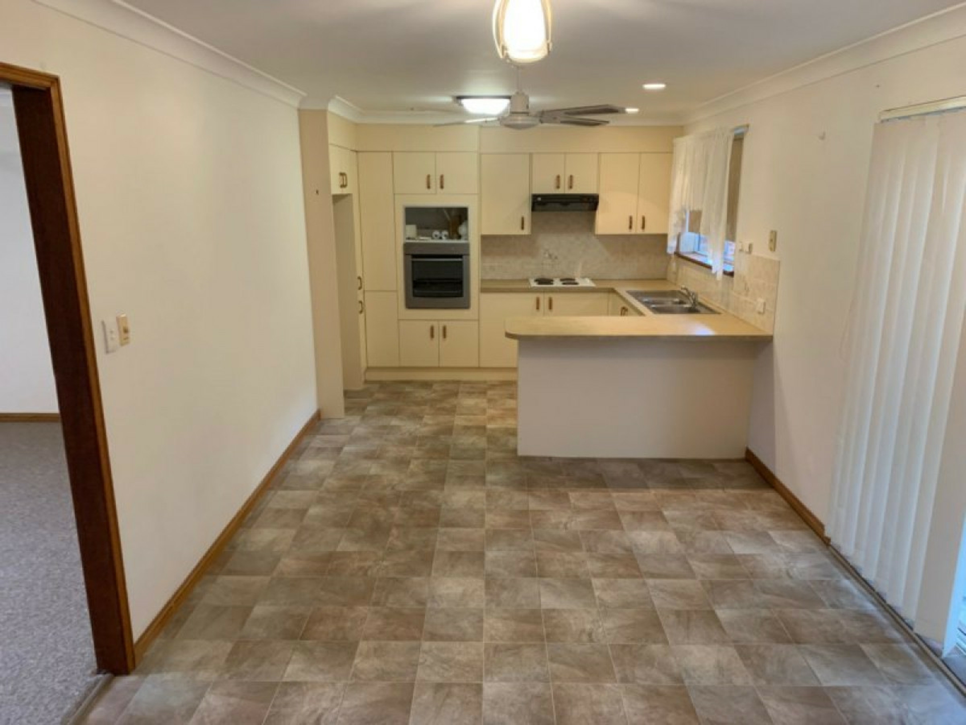 1/1/54 Hind Avenue, FORSTER