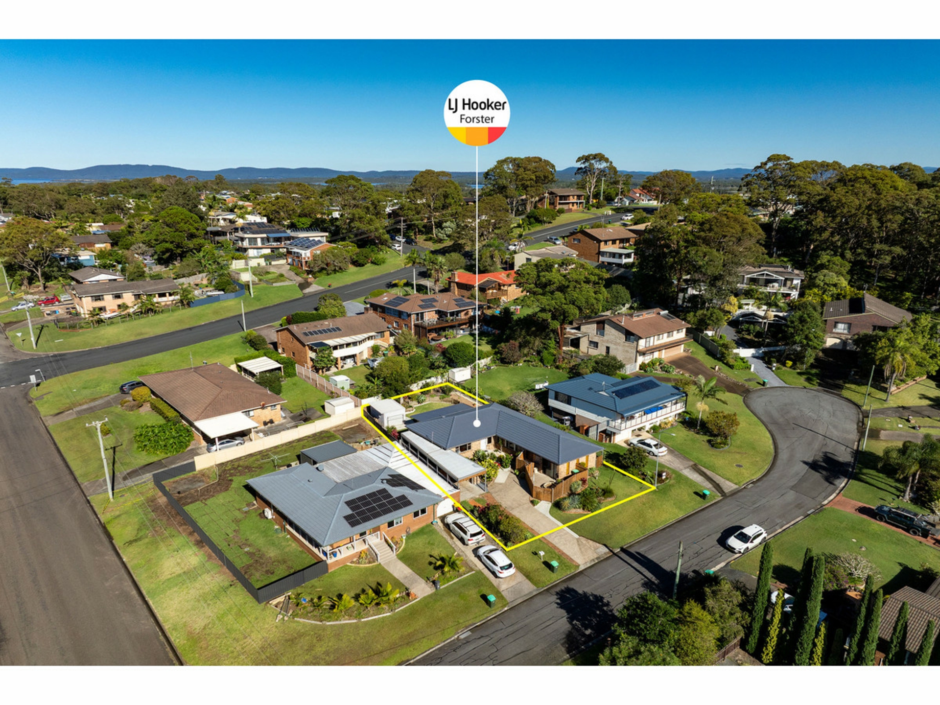 4 Miles Close, FORSTER