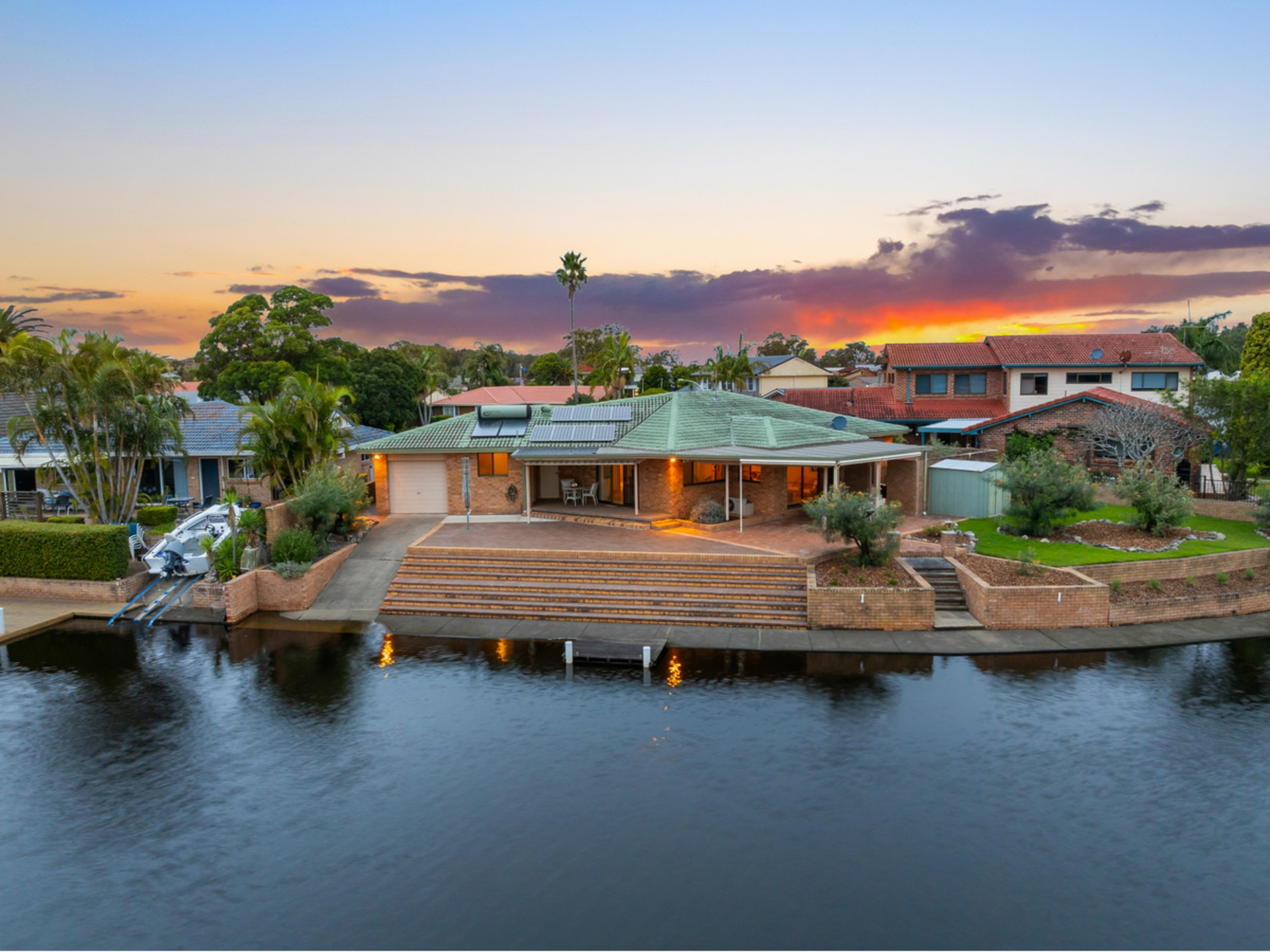 25 Bounty Key, FORSTER