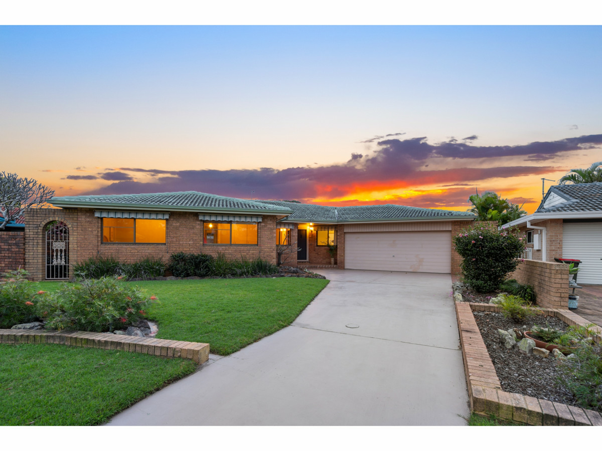 25 Bounty Key, FORSTER