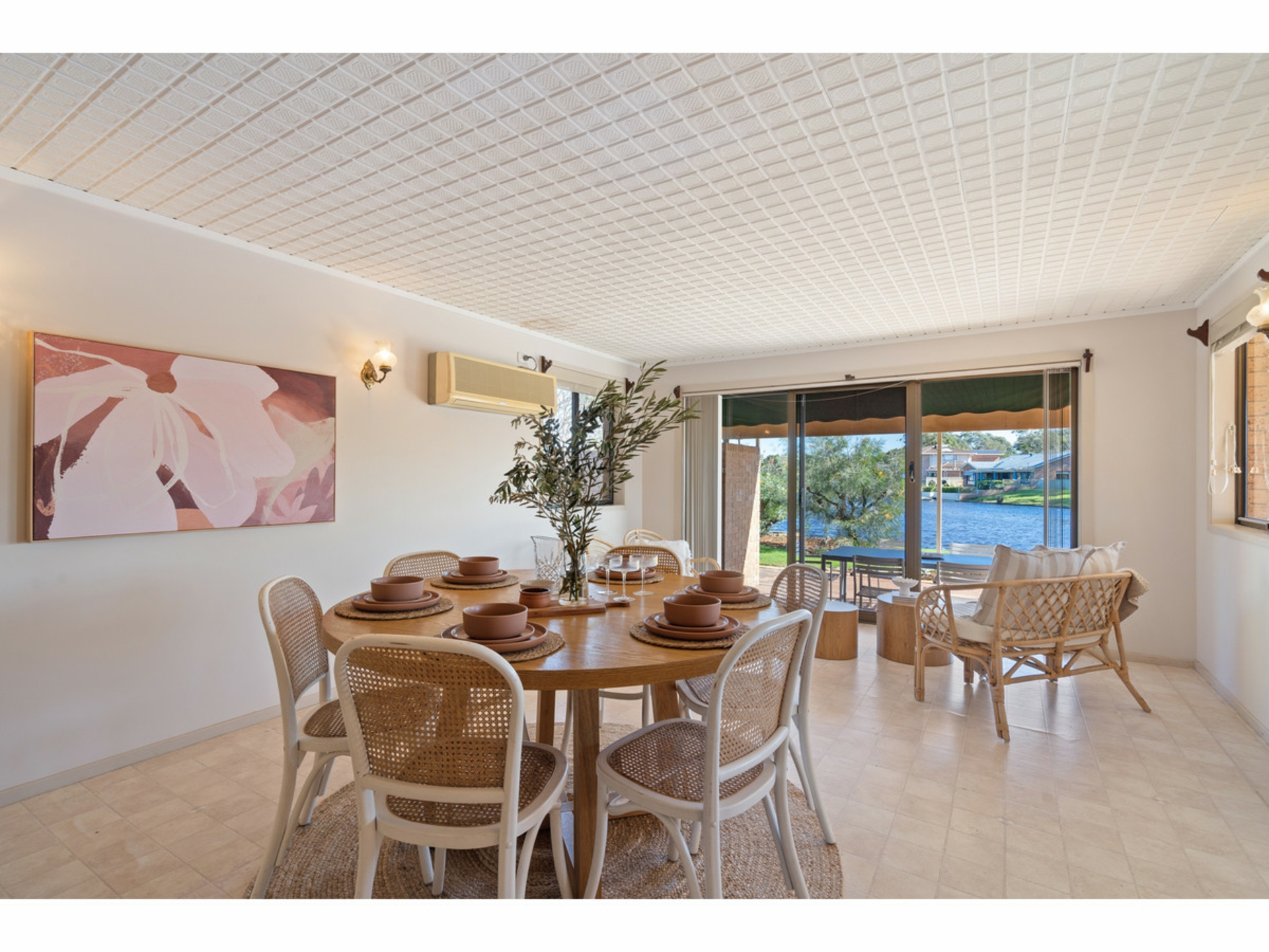 25 Bounty Key, FORSTER