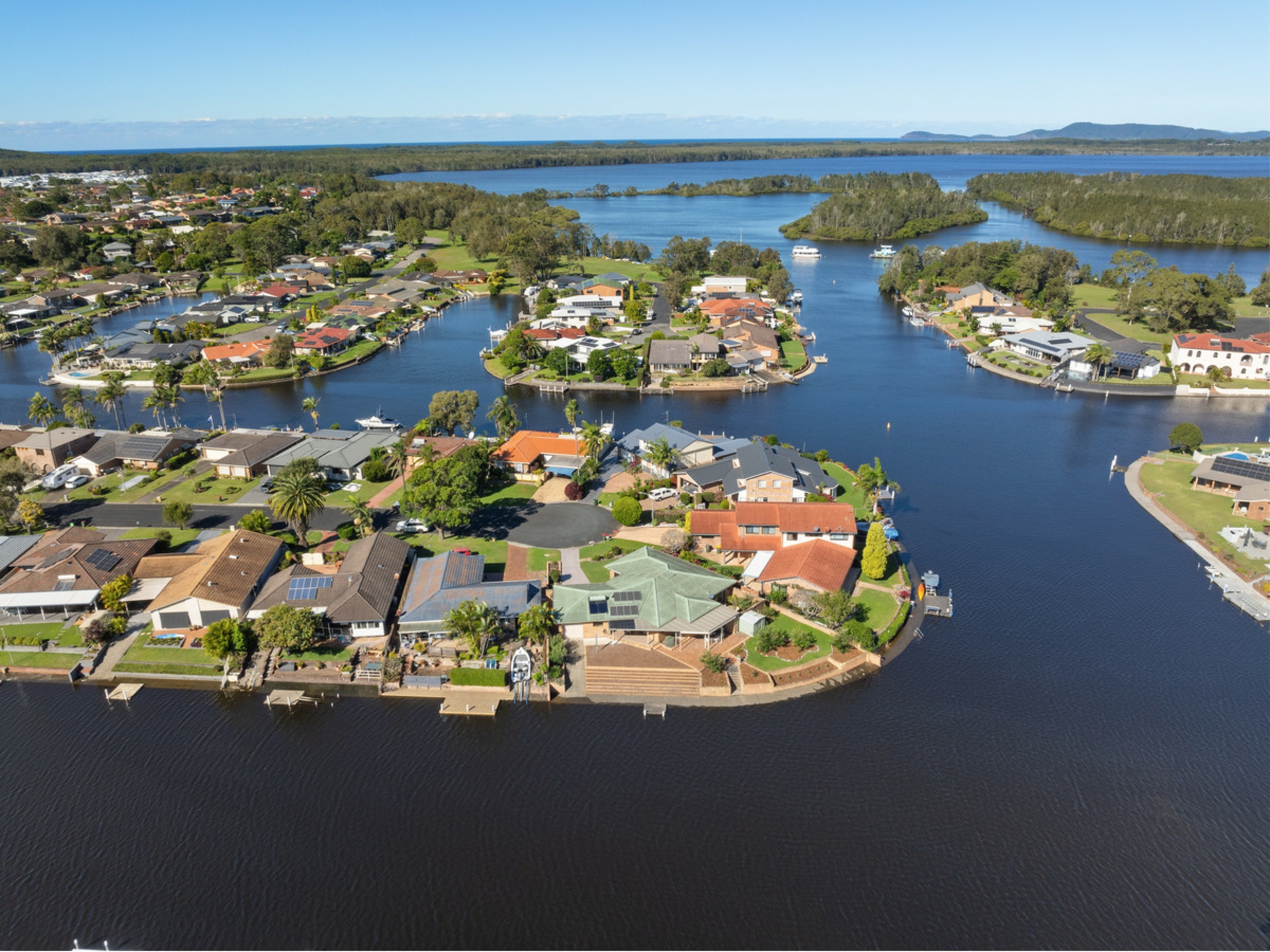 25 Bounty Key, FORSTER
