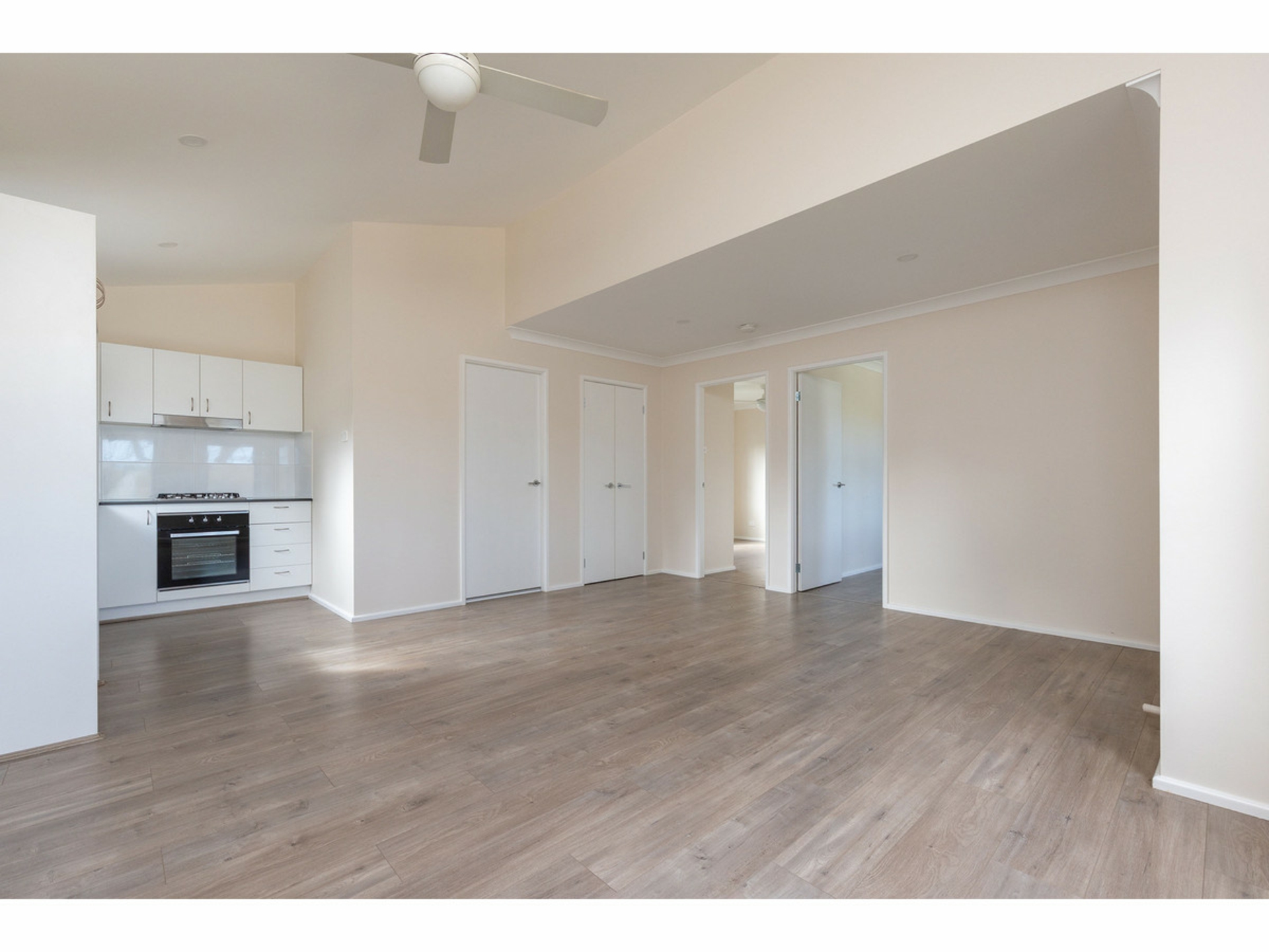 102 Burraneer Road — photo 4 of 14