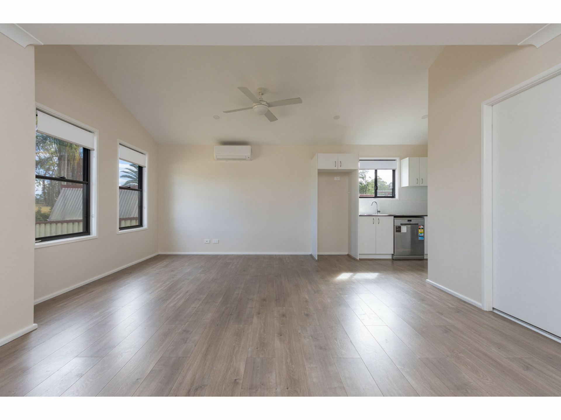 102 Burraneer Road — photo 5 of 14