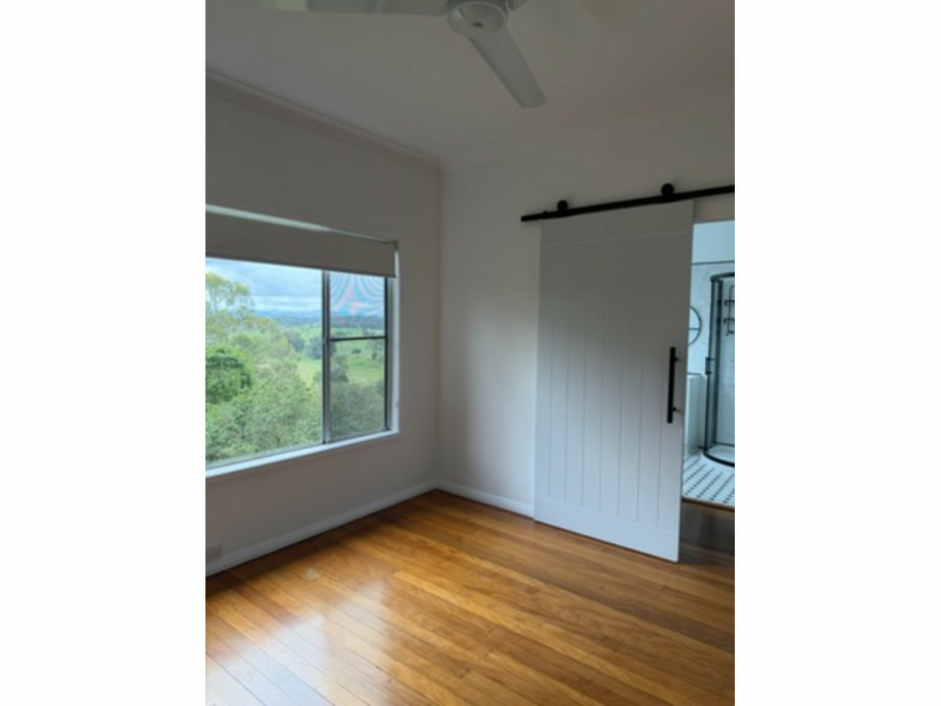 40 Ritchie Crescent — photo 6 of 18