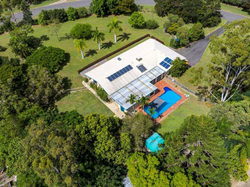 32 Helen Crescent Wurdong Heights QLD Property Details LJ Hooker