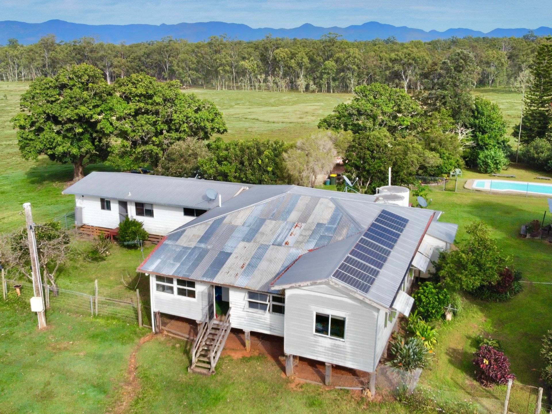 595 Red Hill Road, BOROREN