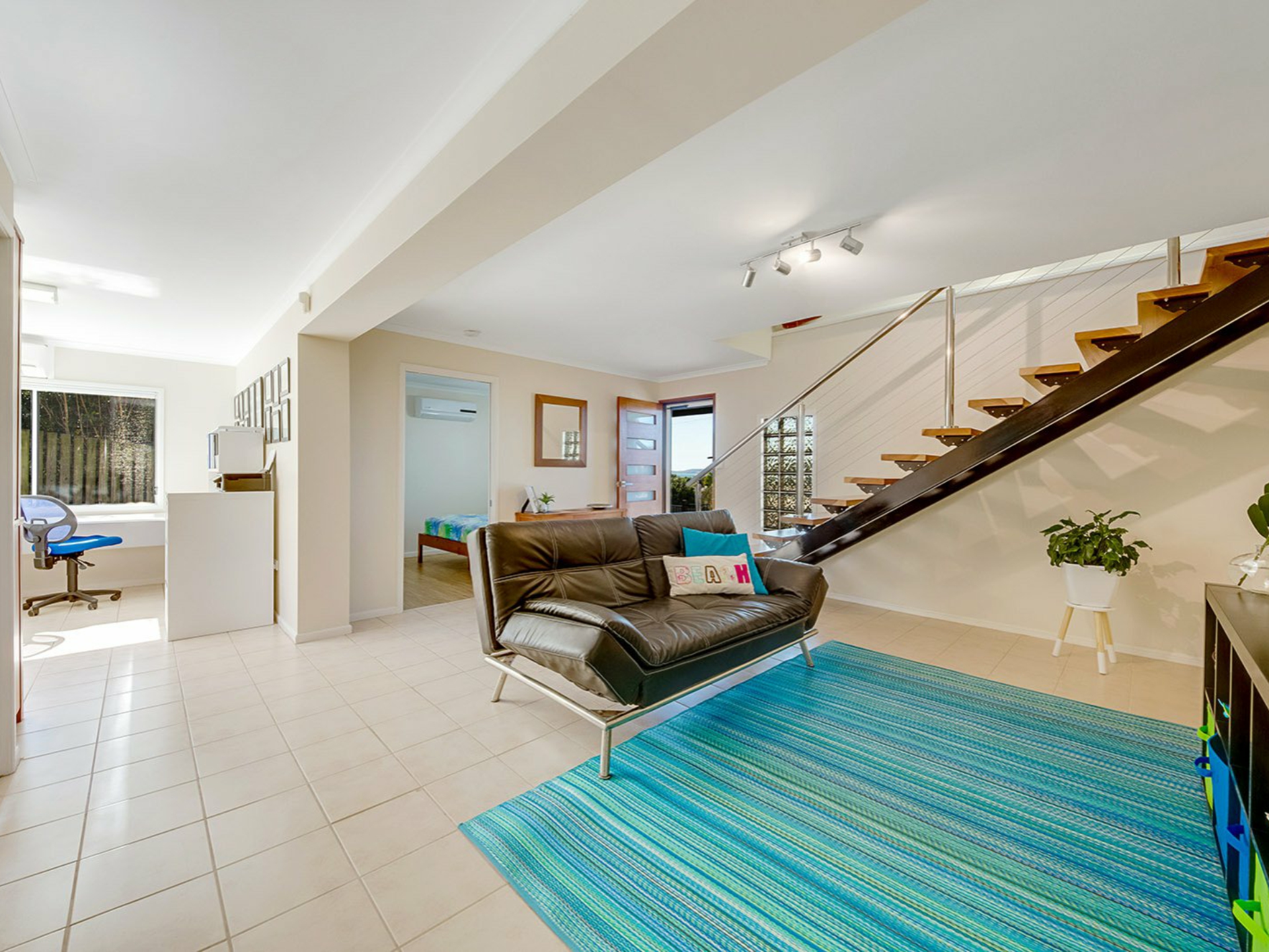 9 Gwen Street, TANNUM SANDS