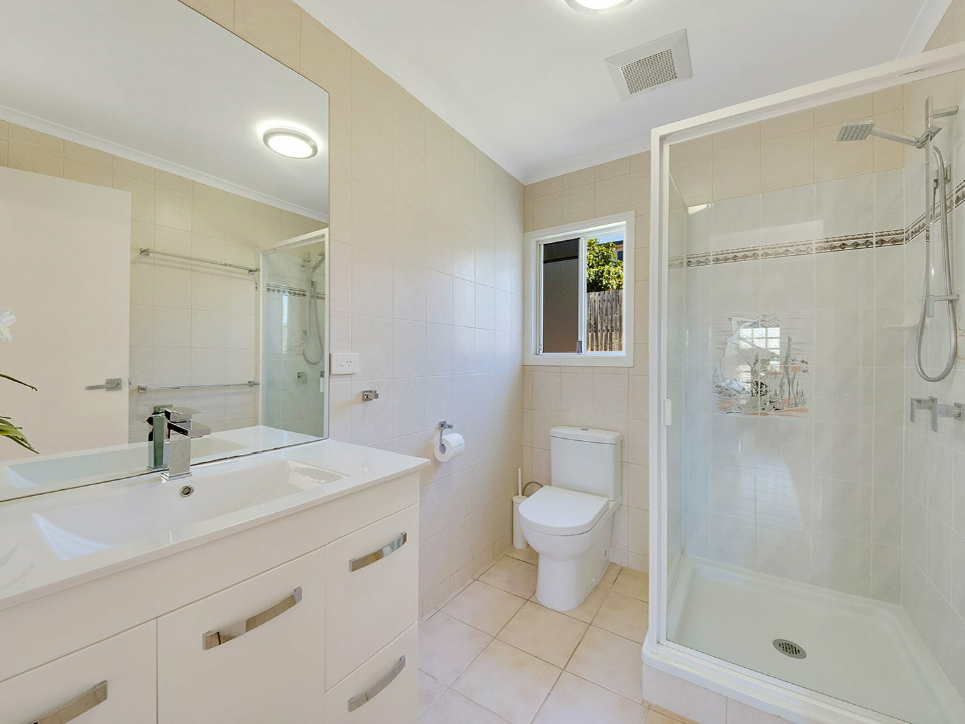 9 Gwen Street, TANNUM SANDS