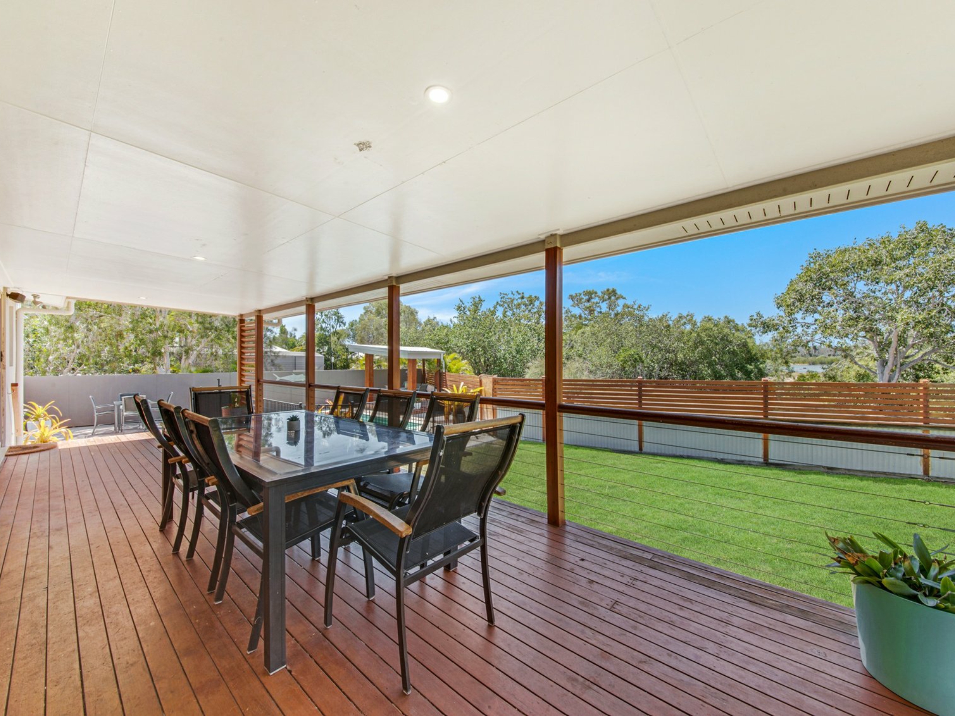 52 Wyndham Avenue, BOYNE ISLAND
