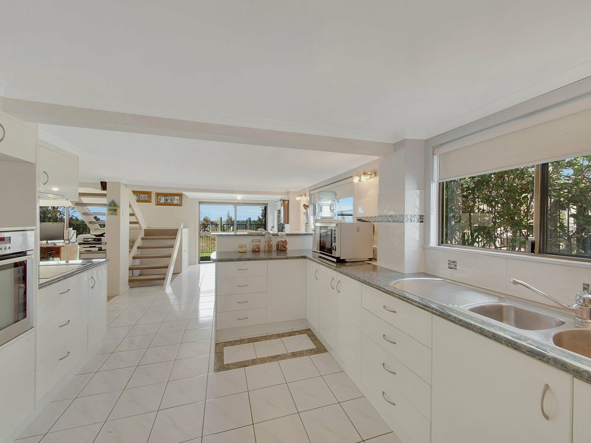 12 The Oaks Road, TANNUM SANDS