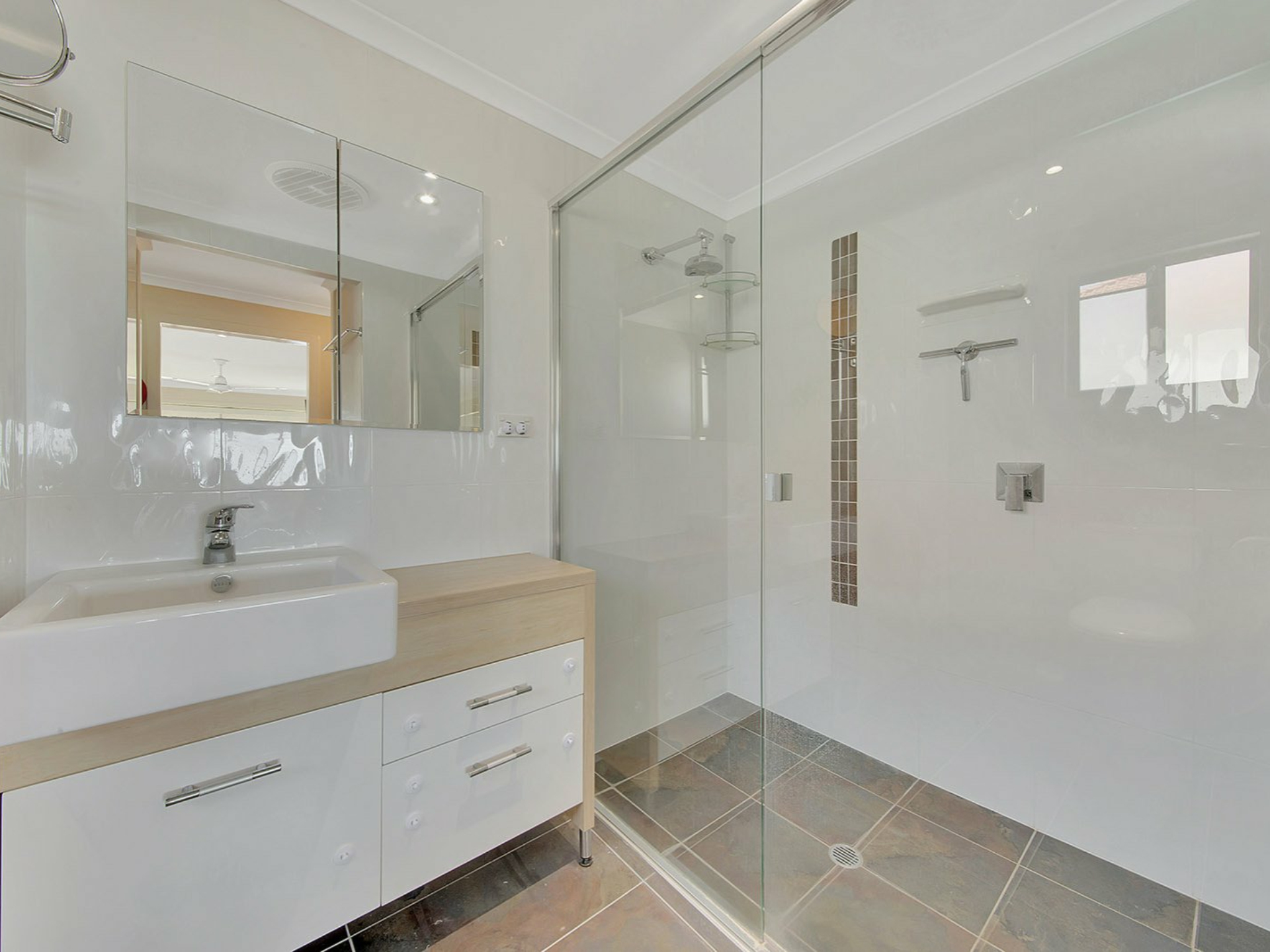12 The Oaks Road, TANNUM SANDS