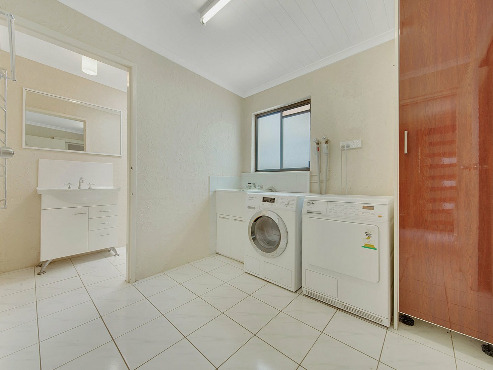 12 The Oaks Road, TANNUM SANDS