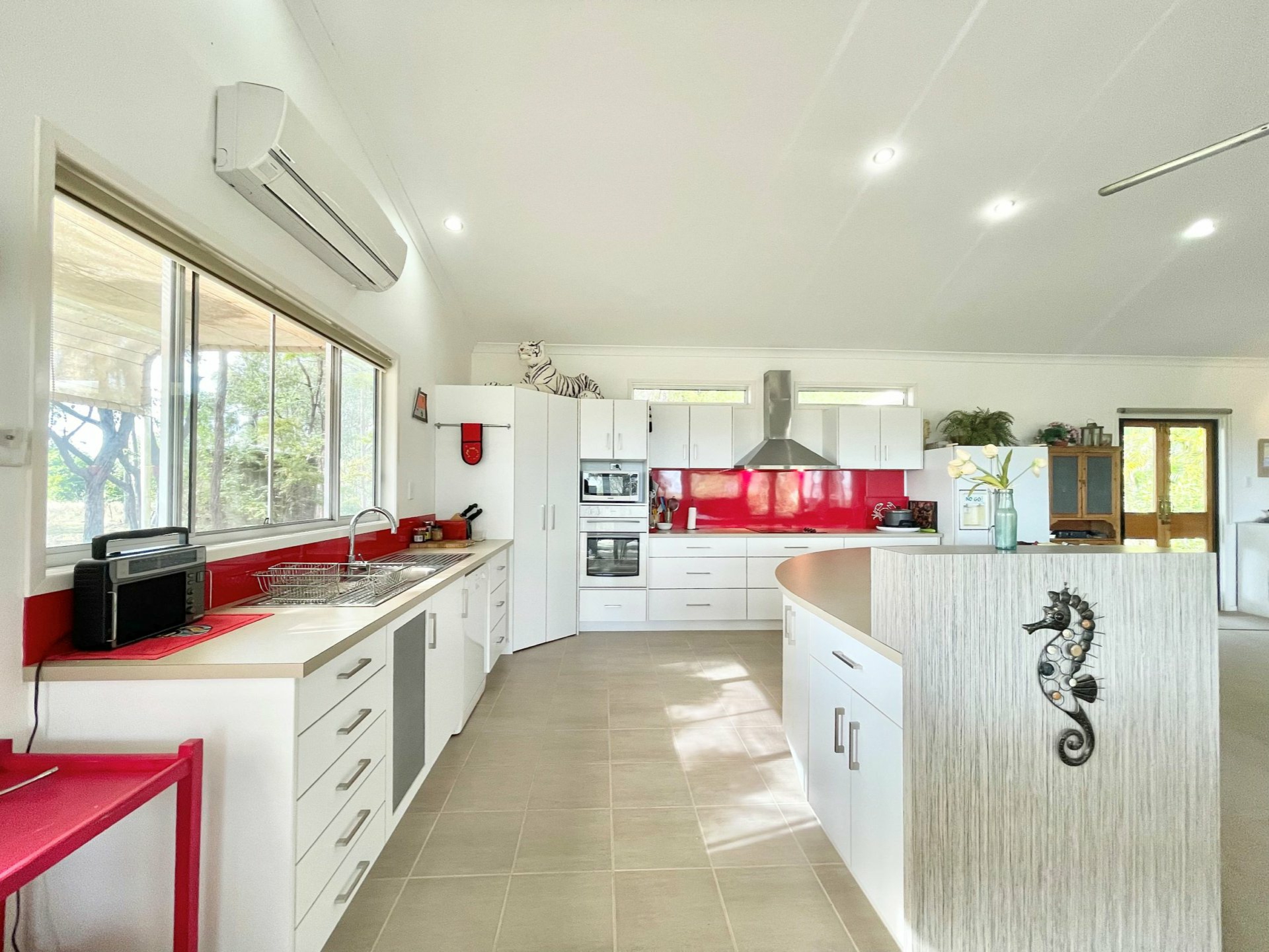 16 Short Street, RODDS BAY