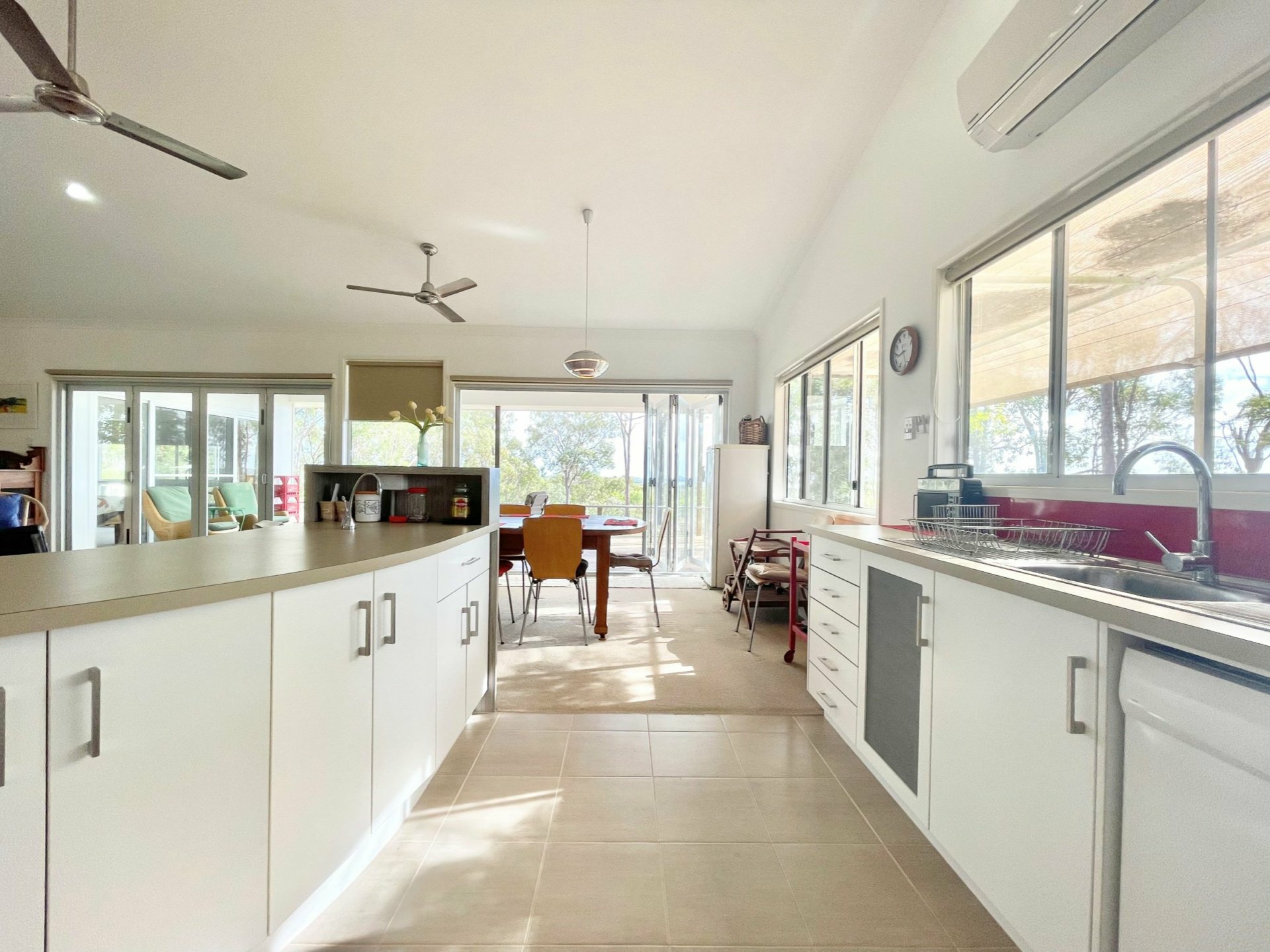 16 Short Street, RODDS BAY