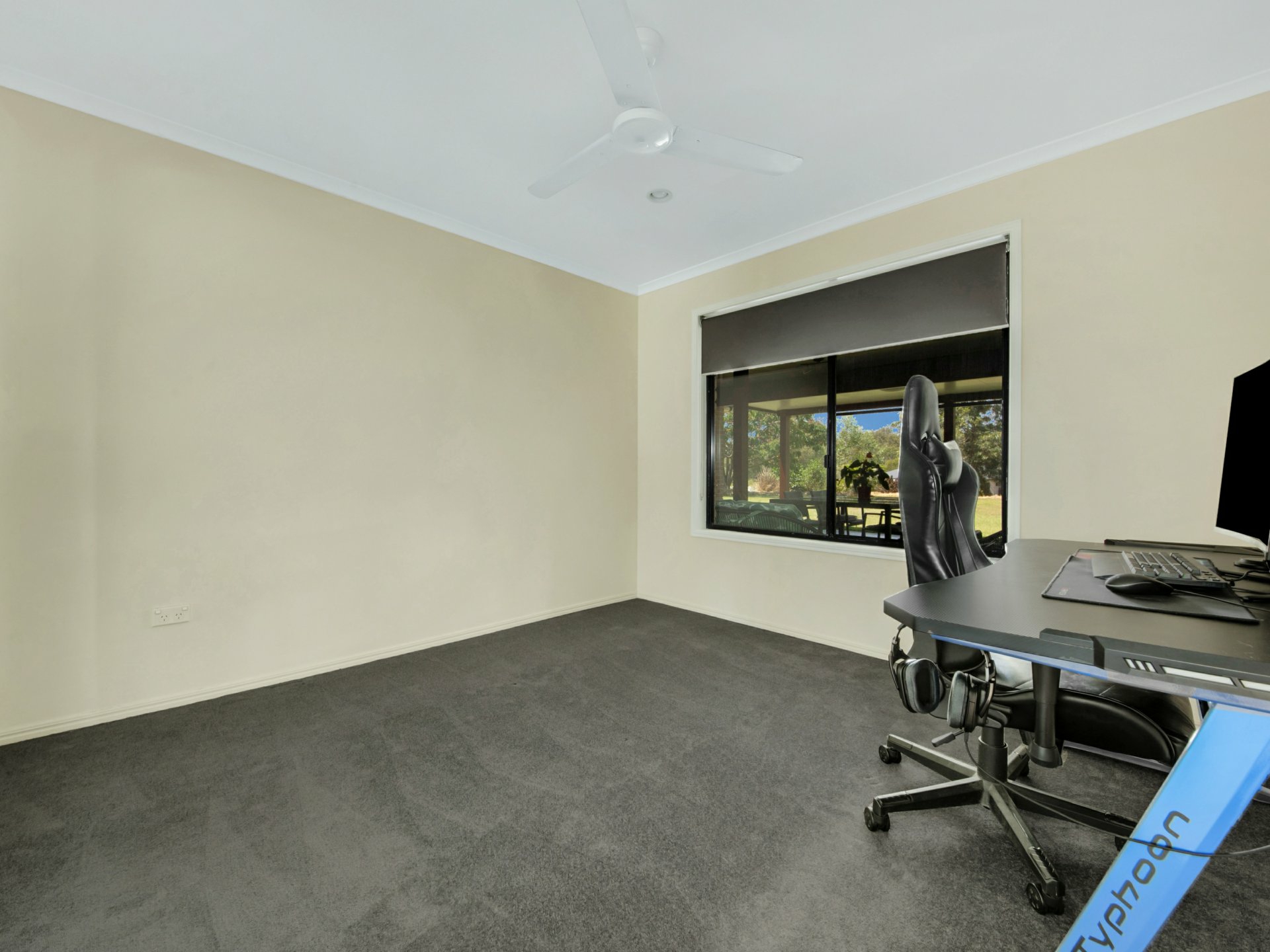 13 Ronald Crescent, BENARABY