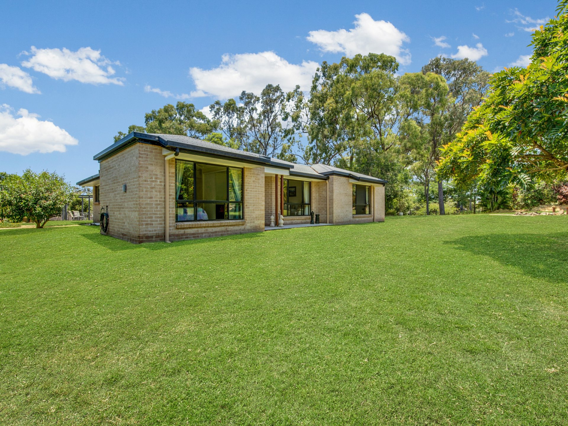 13 Ronald Crescent, BENARABY