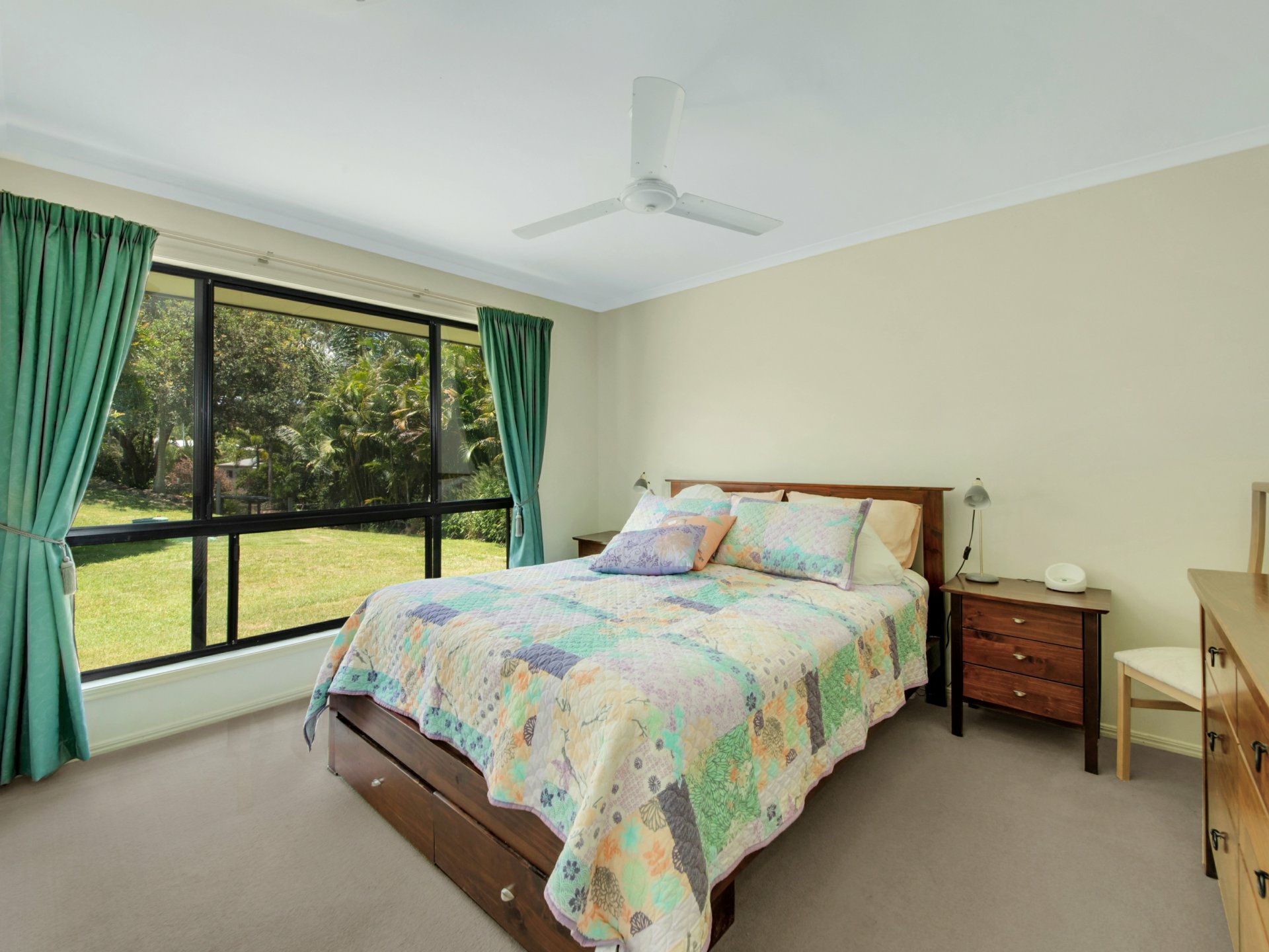 13 Ronald Crescent, BENARABY