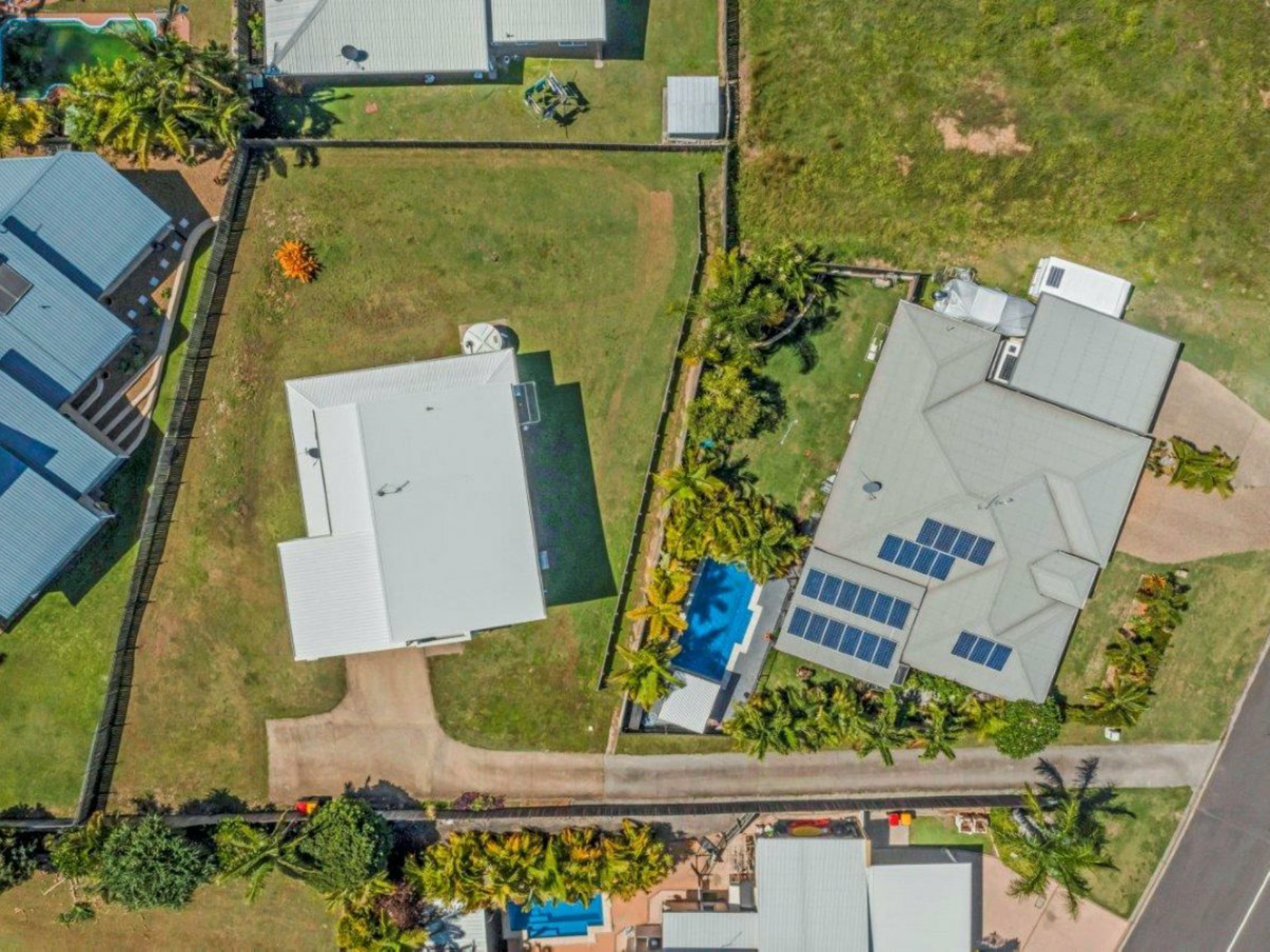 25 Lighthouse Drive, BOYNE ISLAND