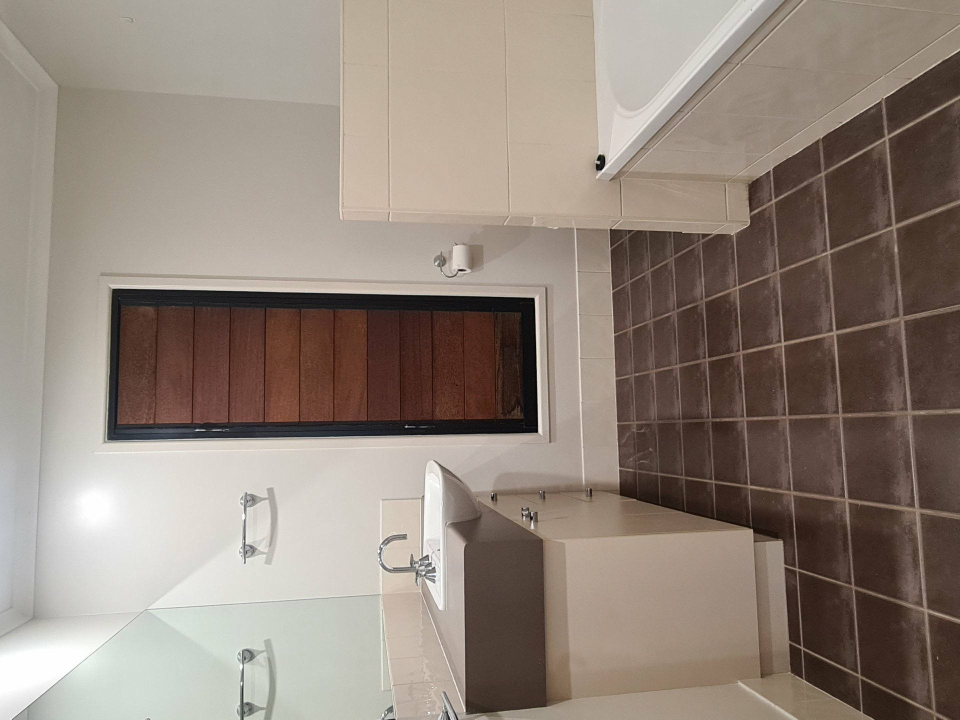 2A/6 Wyndham Ave, BOYNE ISLAND