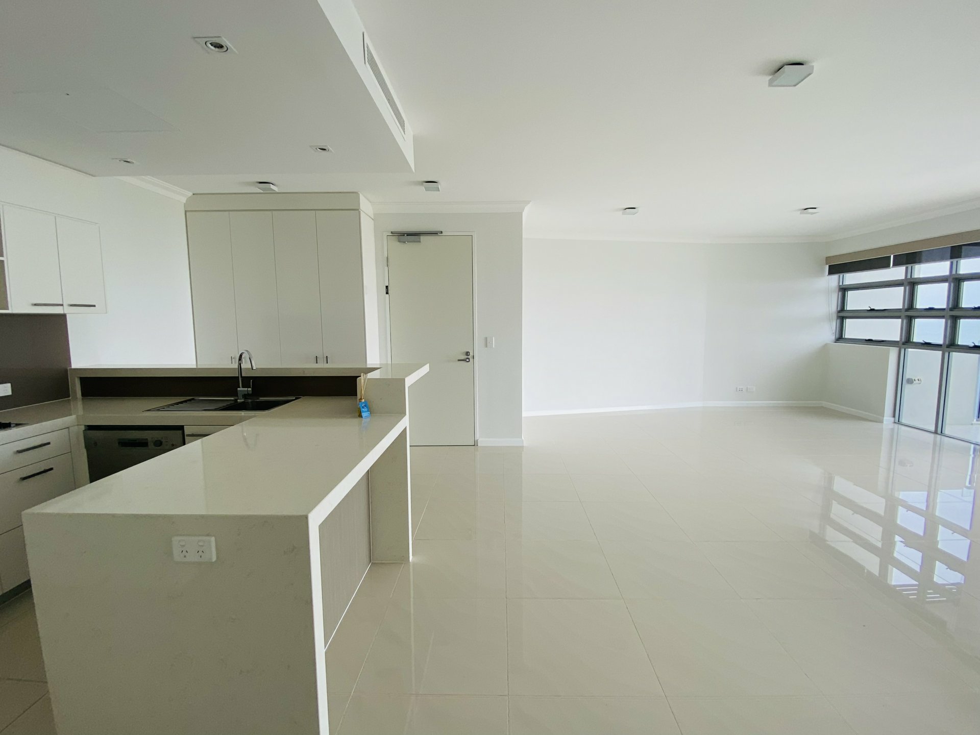 204/3 Pacific Avenue, TANNUM SANDS