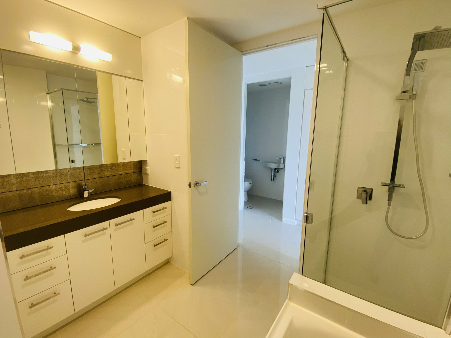 204/3 Pacific Avenue, TANNUM SANDS