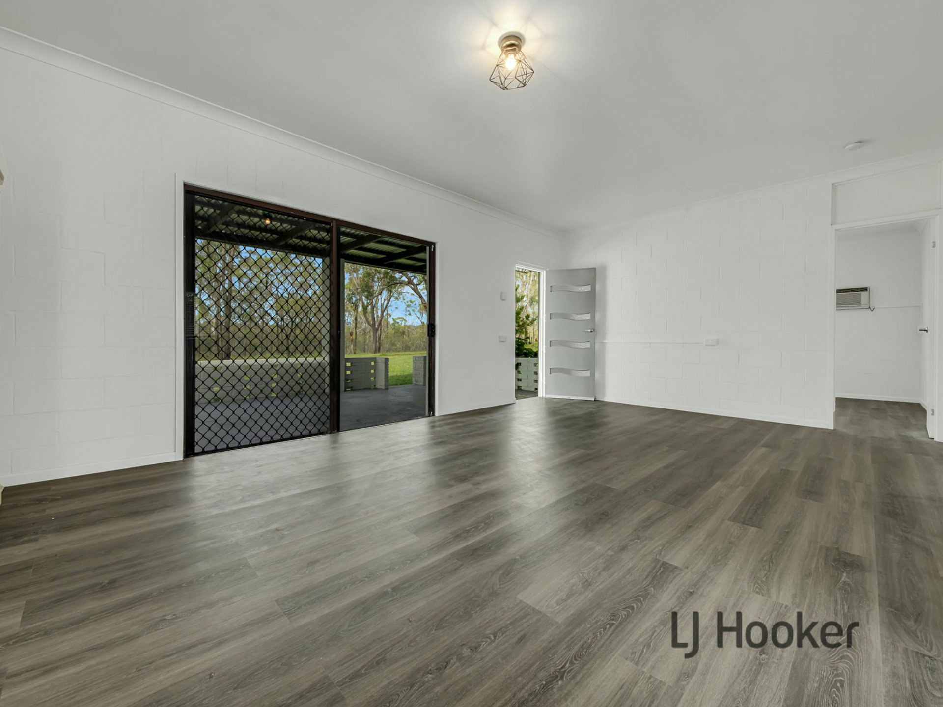 205 Old Bruce Highway, RIVER RANCH