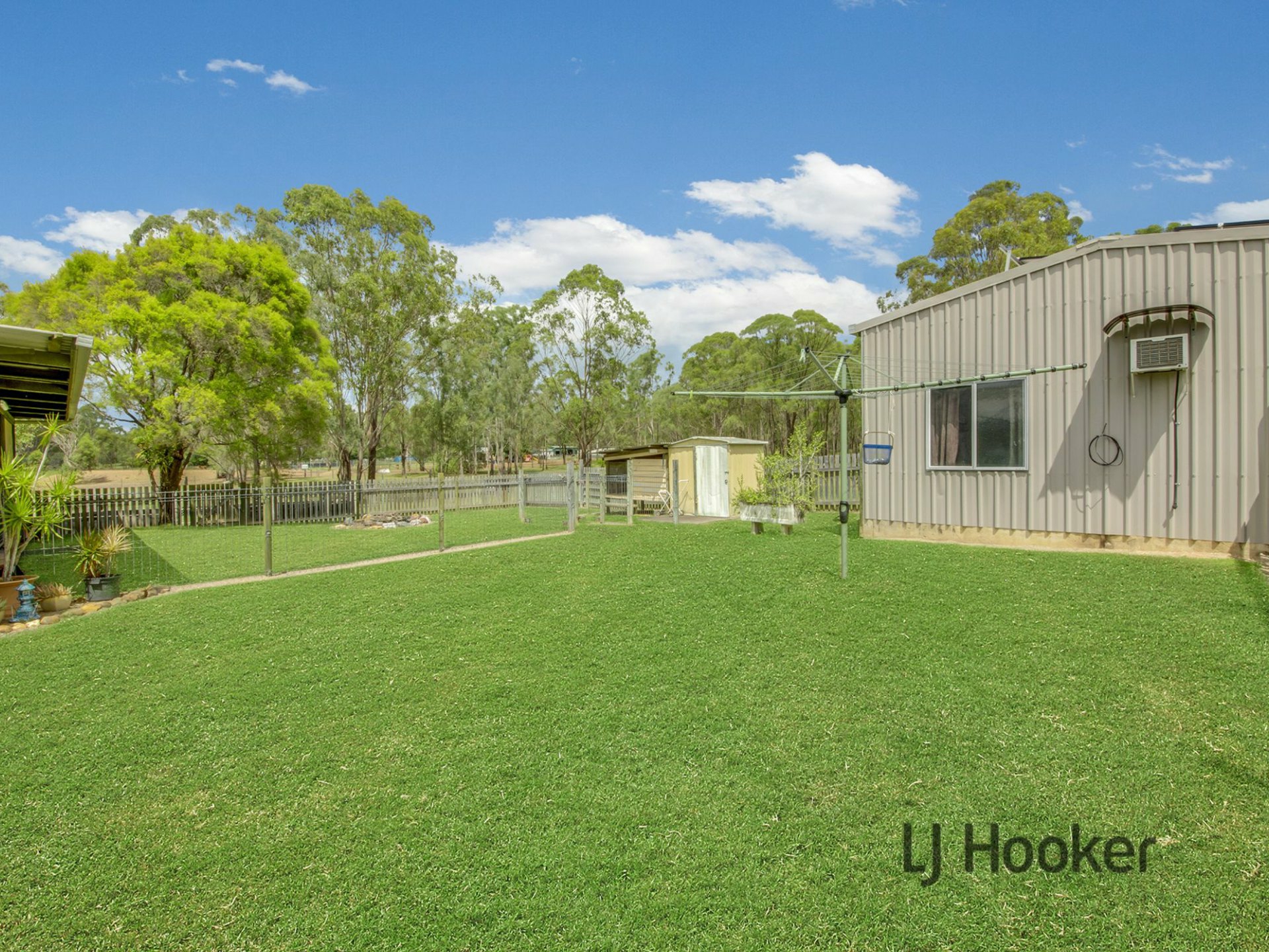 10 Aquarius Avenue, RIVER RANCH