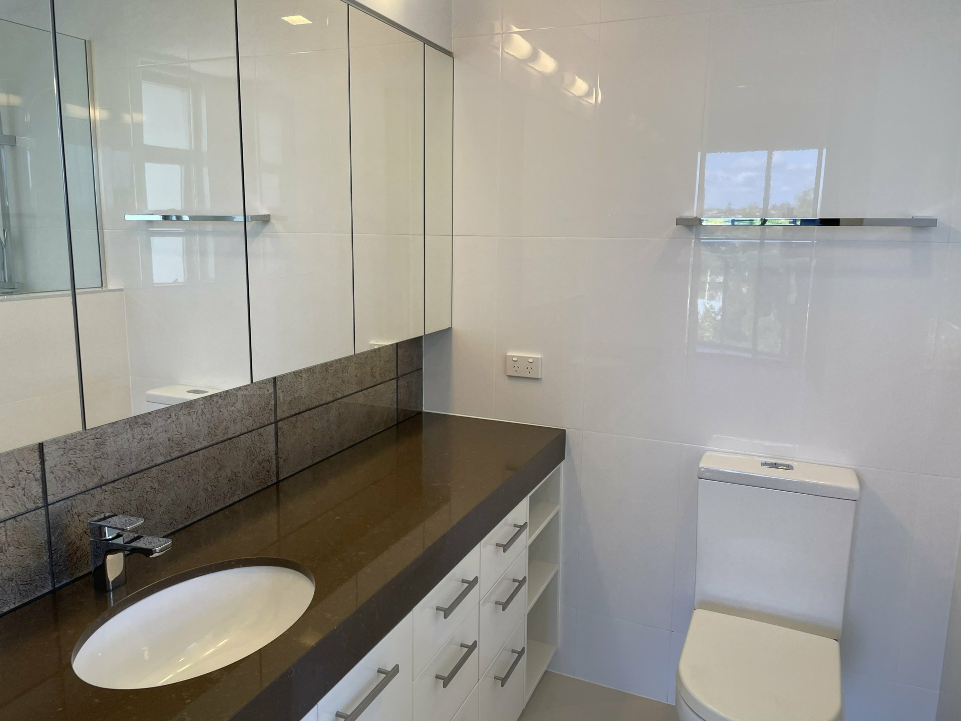 103/3 Pacific Avenue, TANNUM SANDS