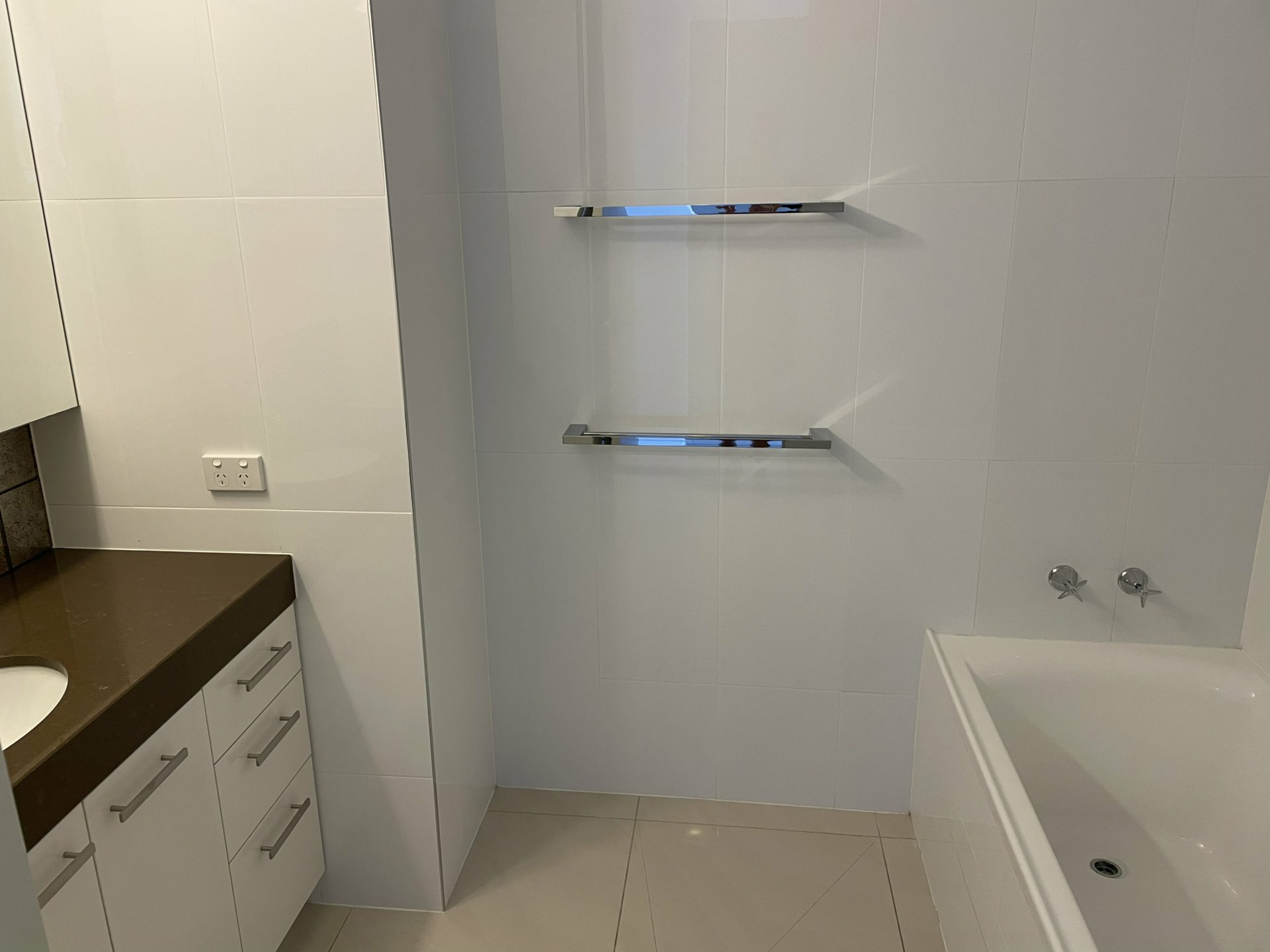 103/3 Pacific Avenue, TANNUM SANDS