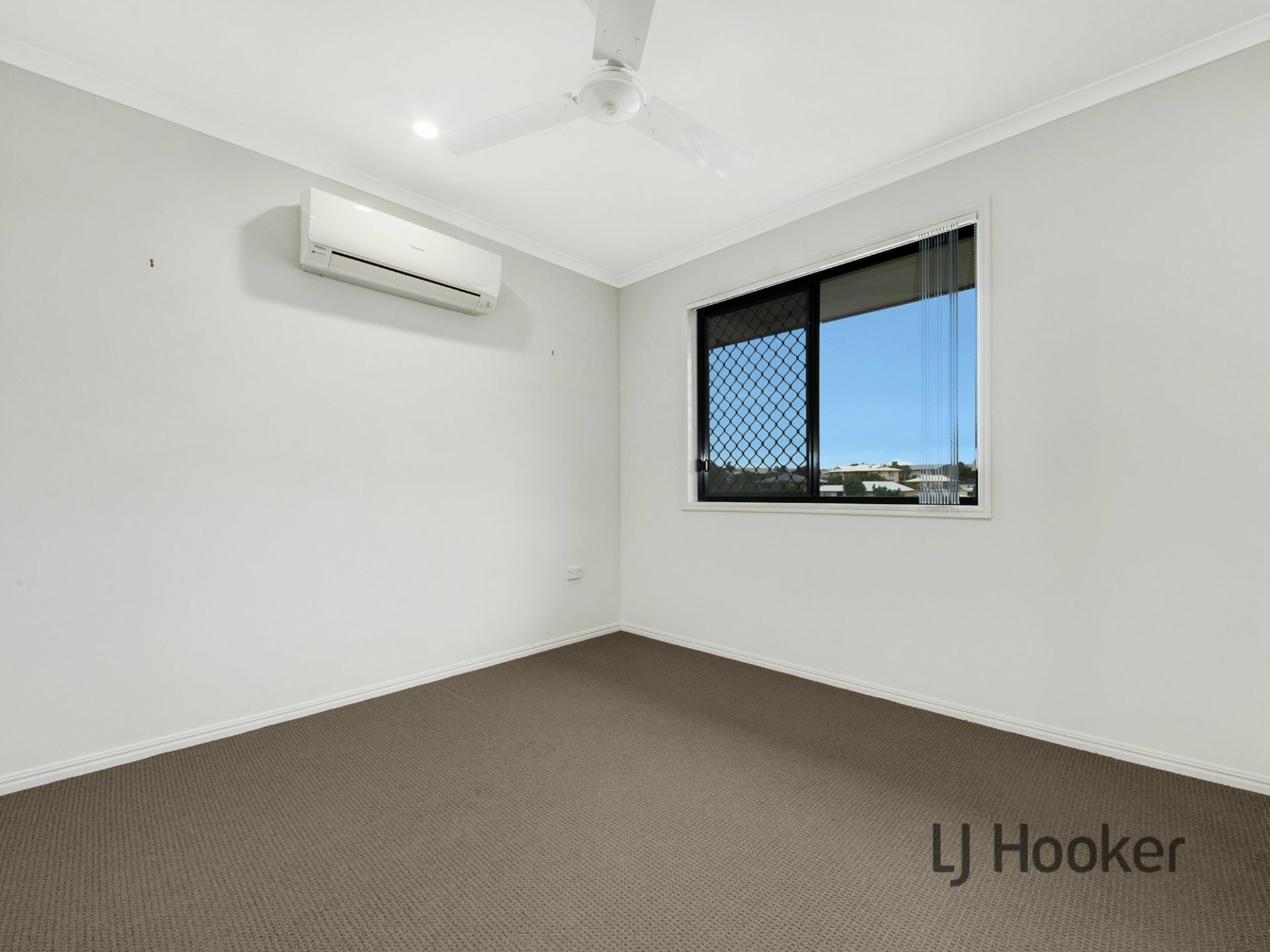 Unit 4/70 Hampton Drive Tannum Sands QLD Townhouse for Sale LJ Hooker