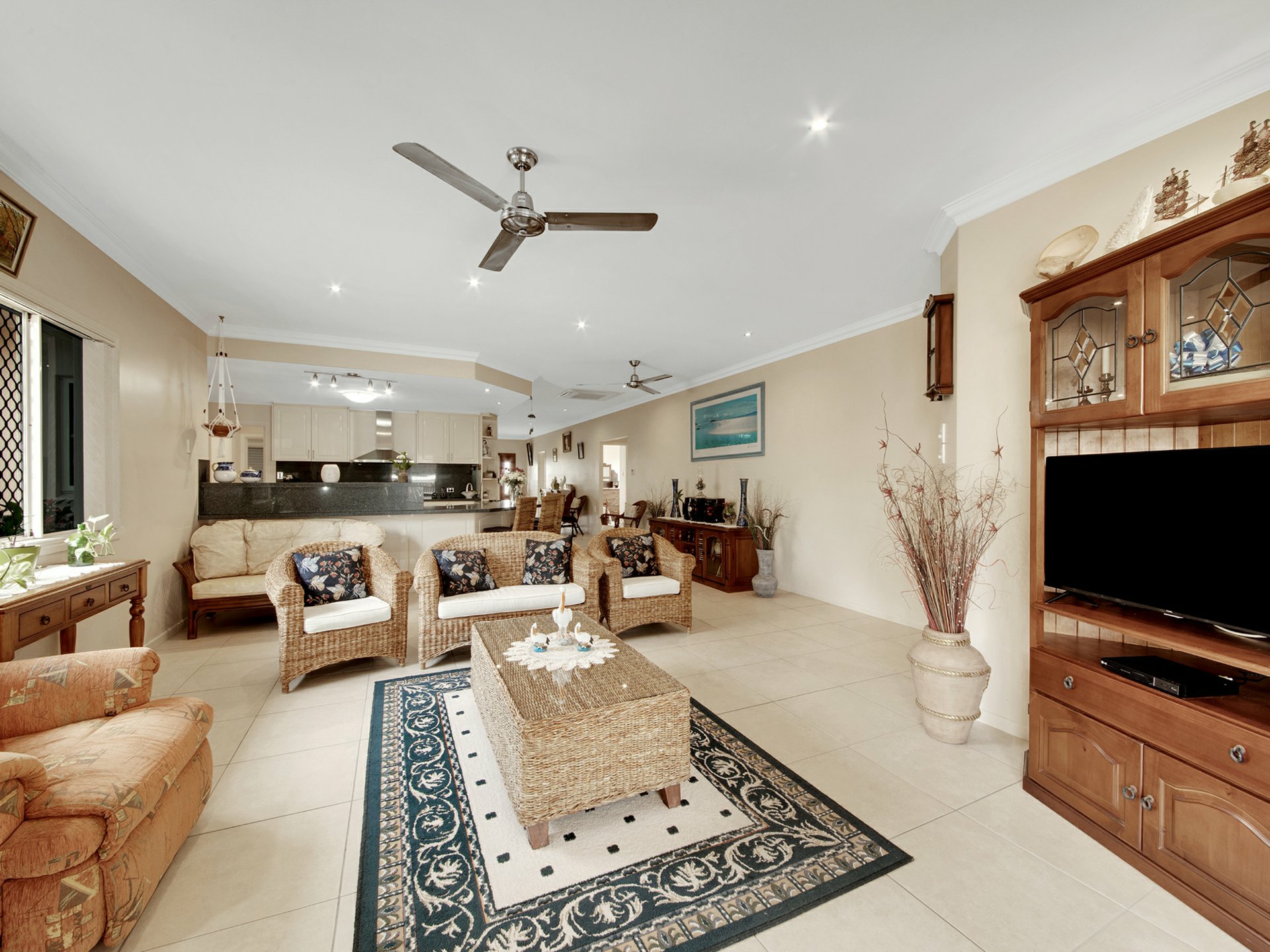 3 Jacinta Court, TANNUM SANDS