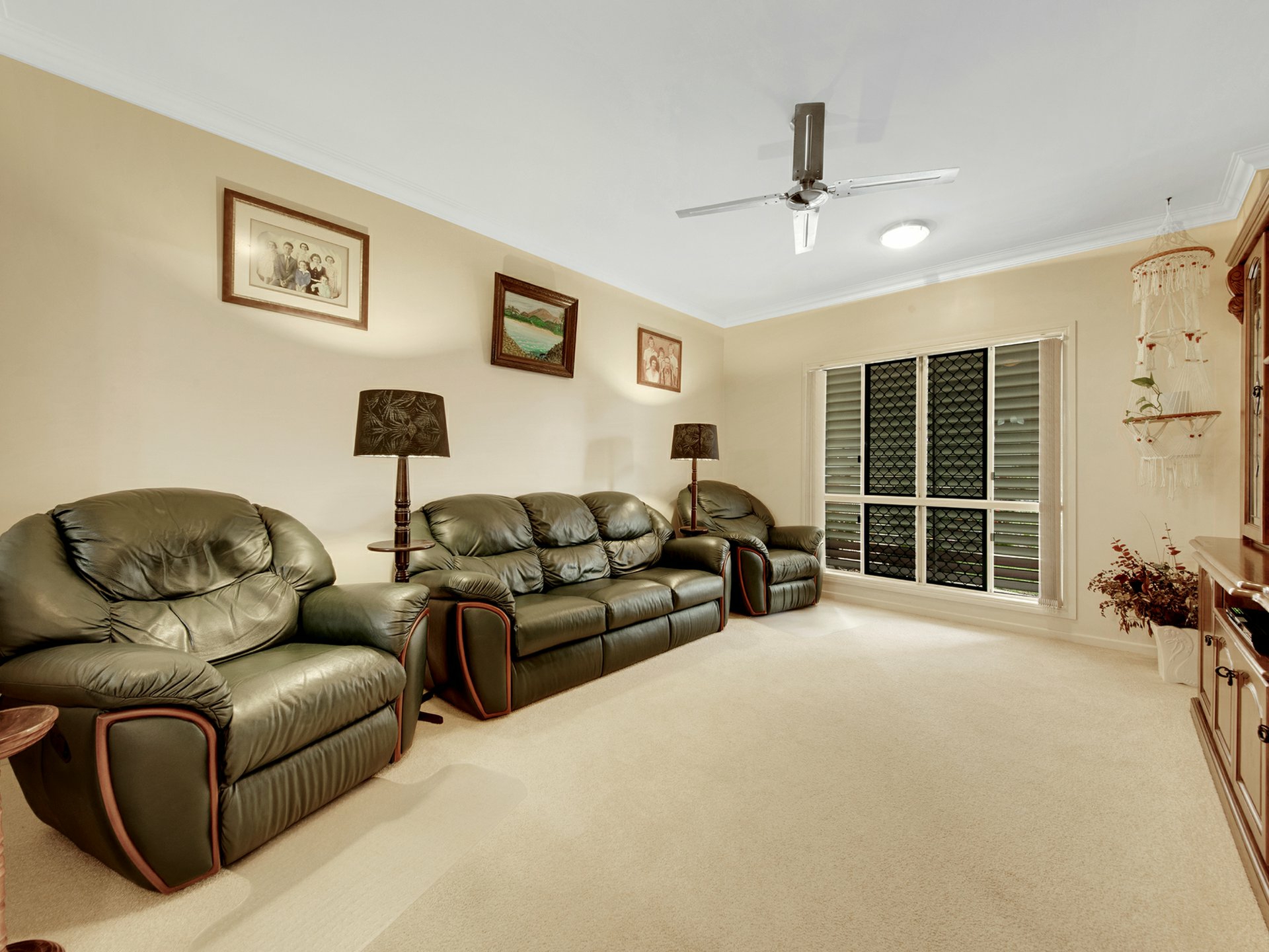 3 Jacinta Court, TANNUM SANDS