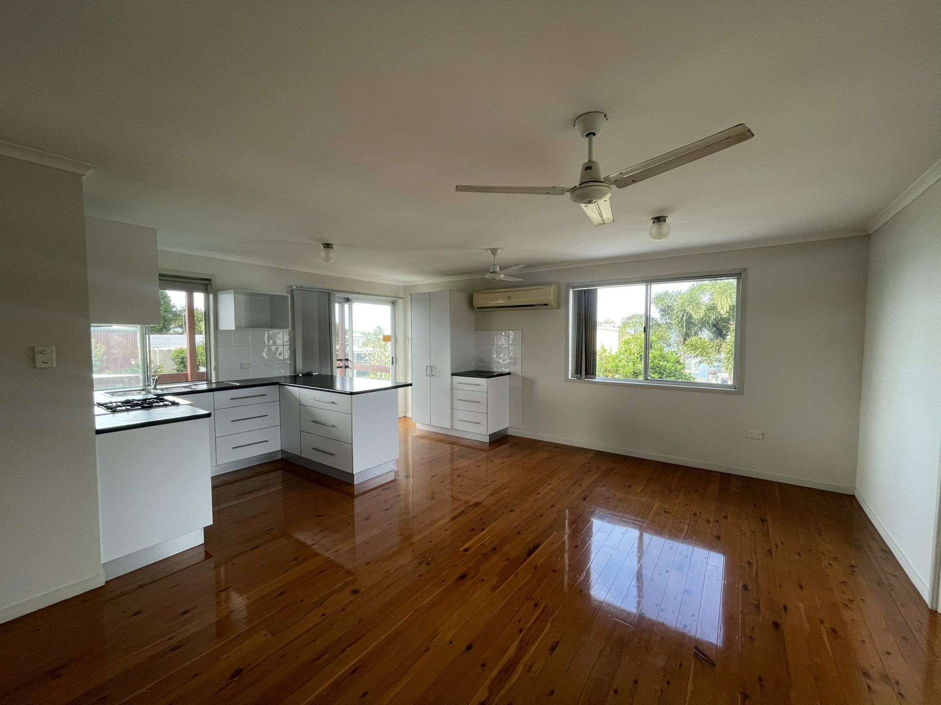 8 Reef Close, TURKEY BEACH