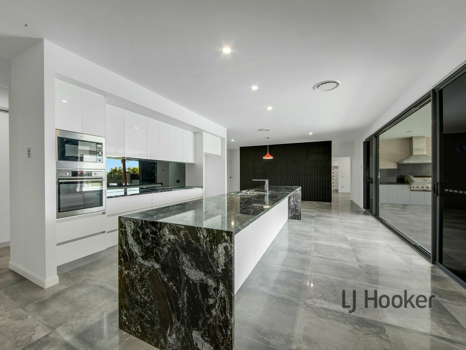 13 Stockman Drive, BENARABY