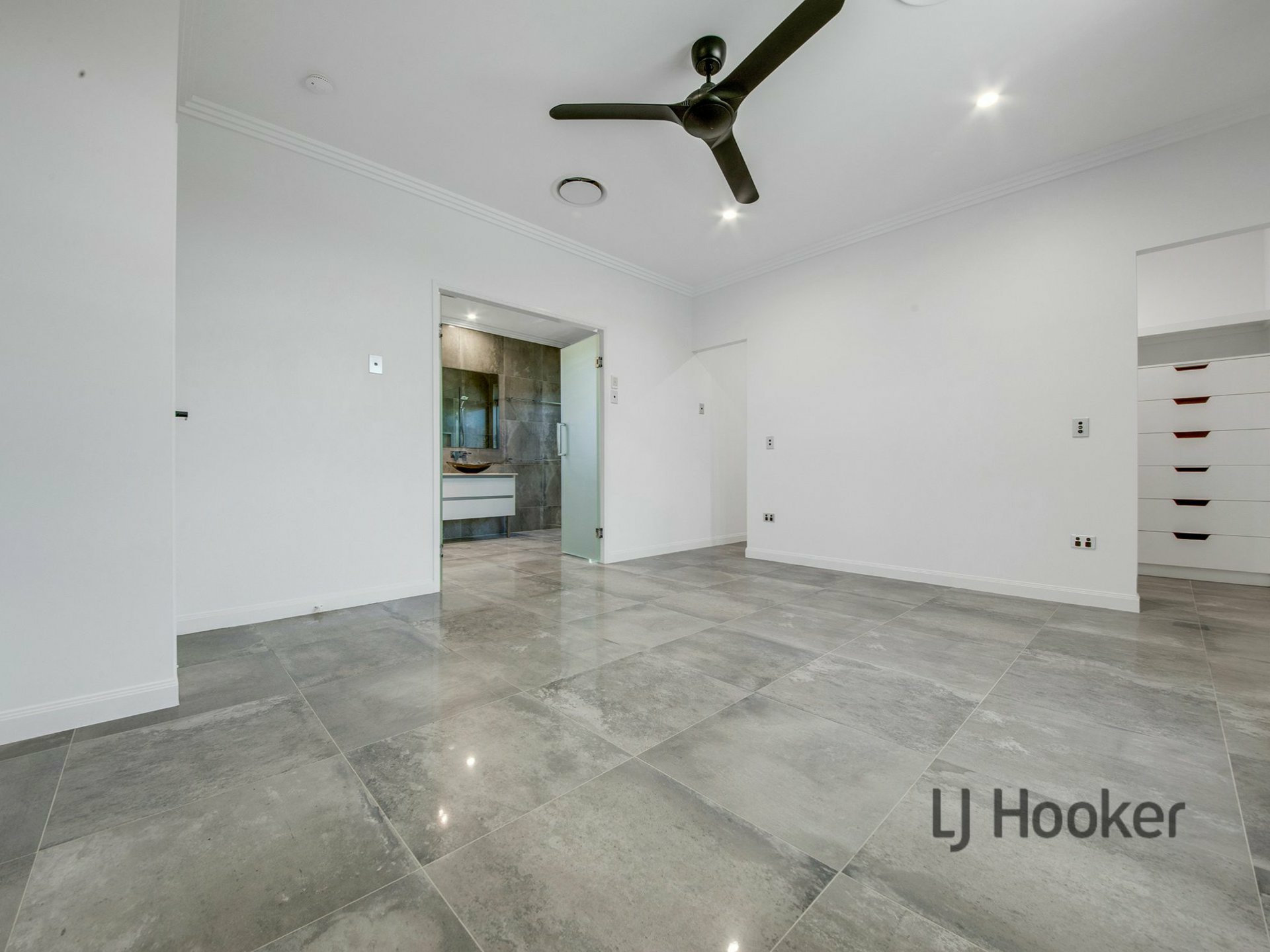 13 Stockman Drive, BENARABY