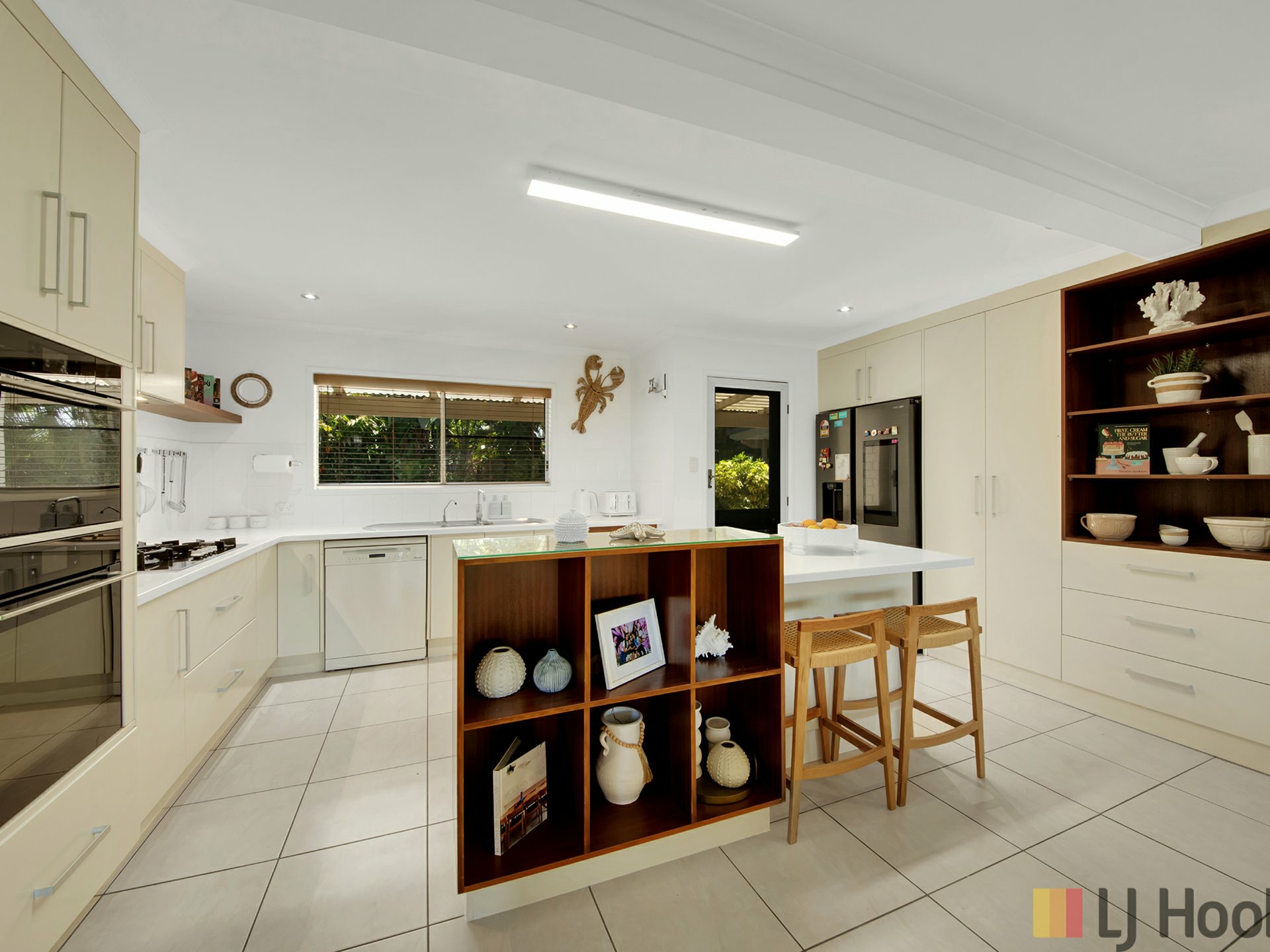 89 Tarcoola Drive, BOYNE ISLAND