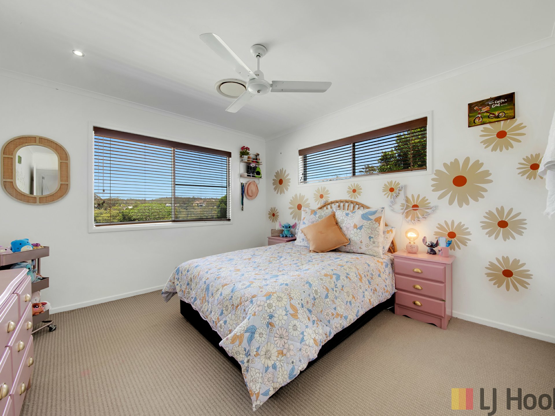 89 Tarcoola Drive, BOYNE ISLAND