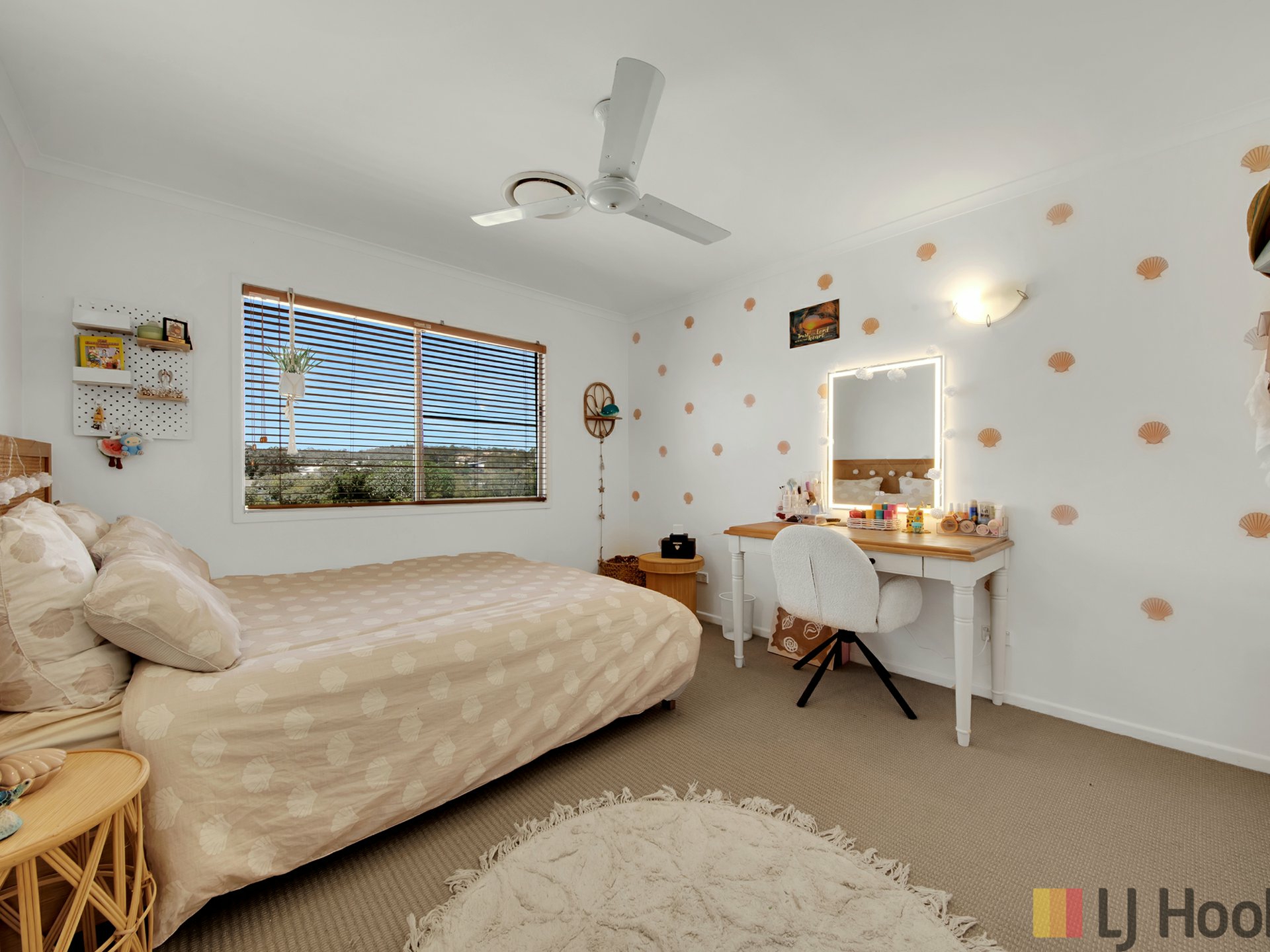 89 Tarcoola Drive, BOYNE ISLAND