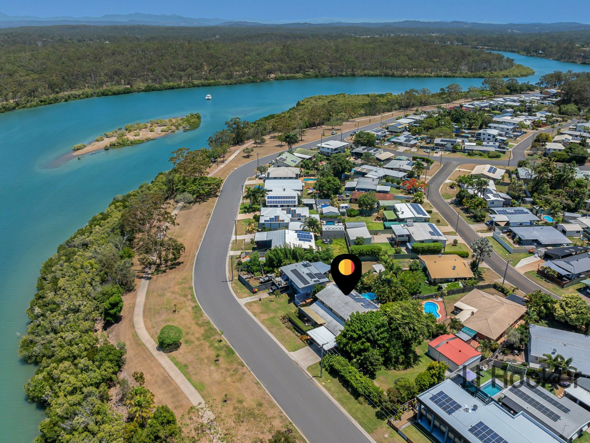 89 Tarcoola Drive, BOYNE ISLAND