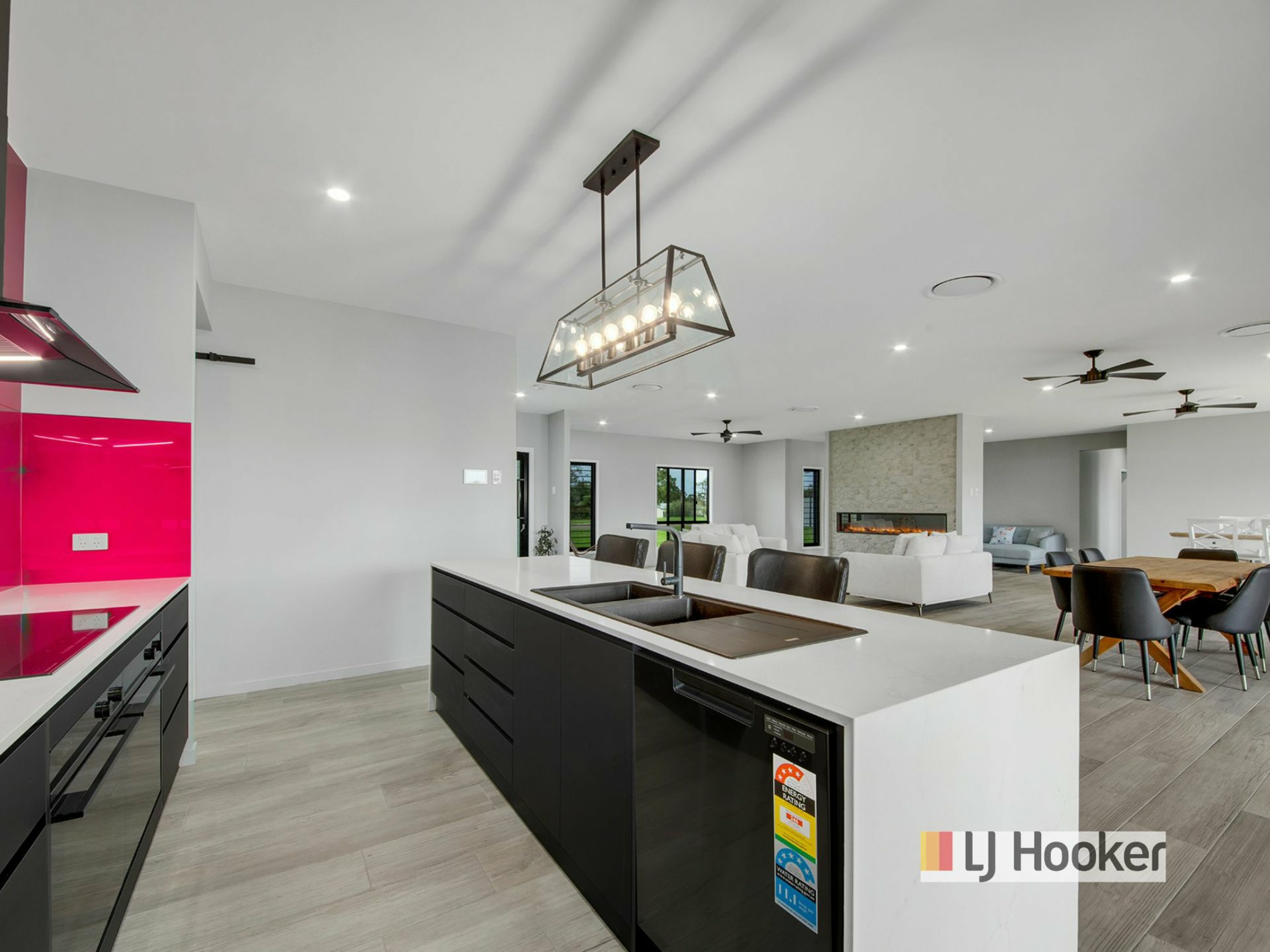 7 Yacht Road, TANNUM SANDS