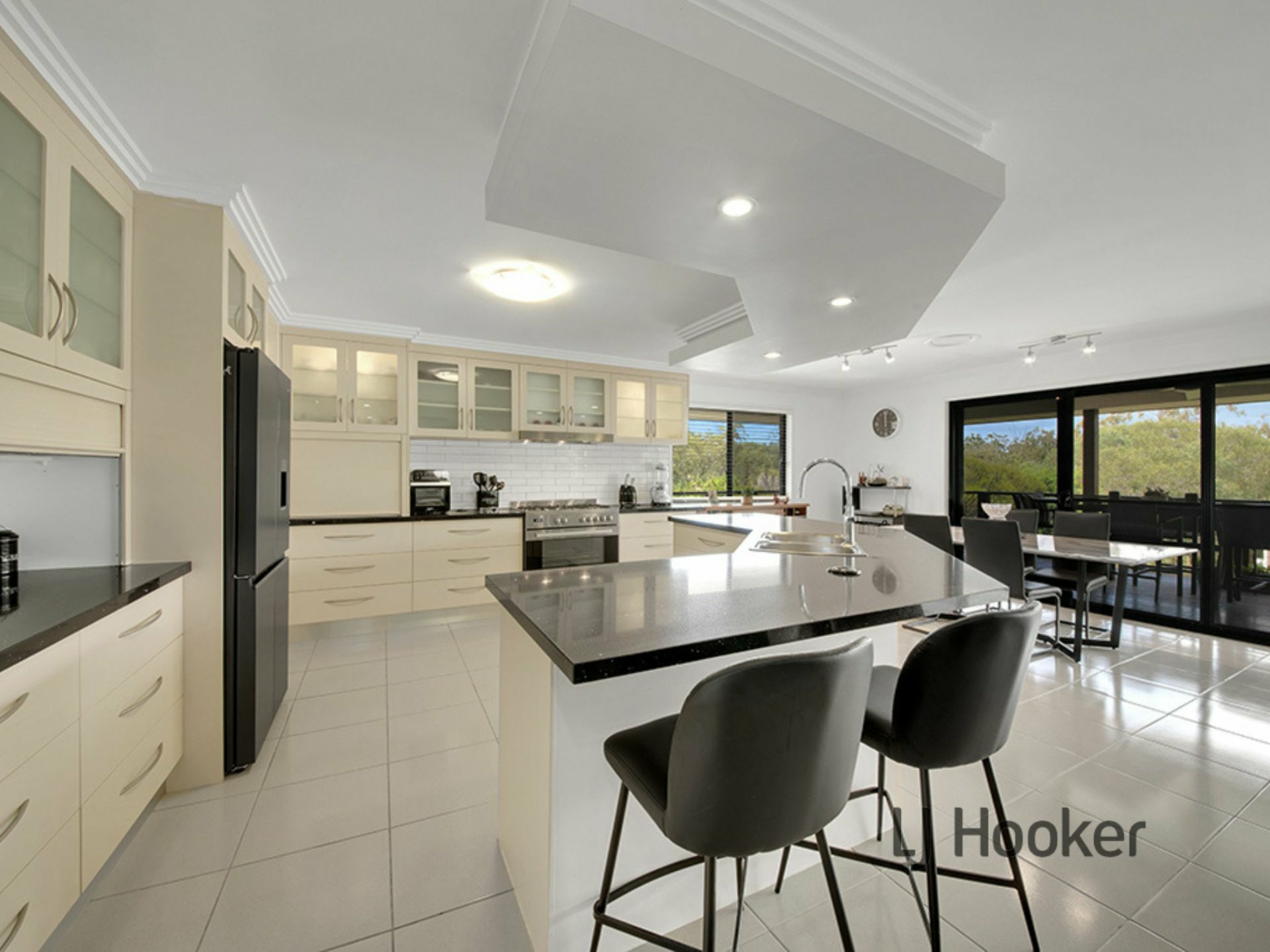 16 Yacht Road, TANNUM SANDS