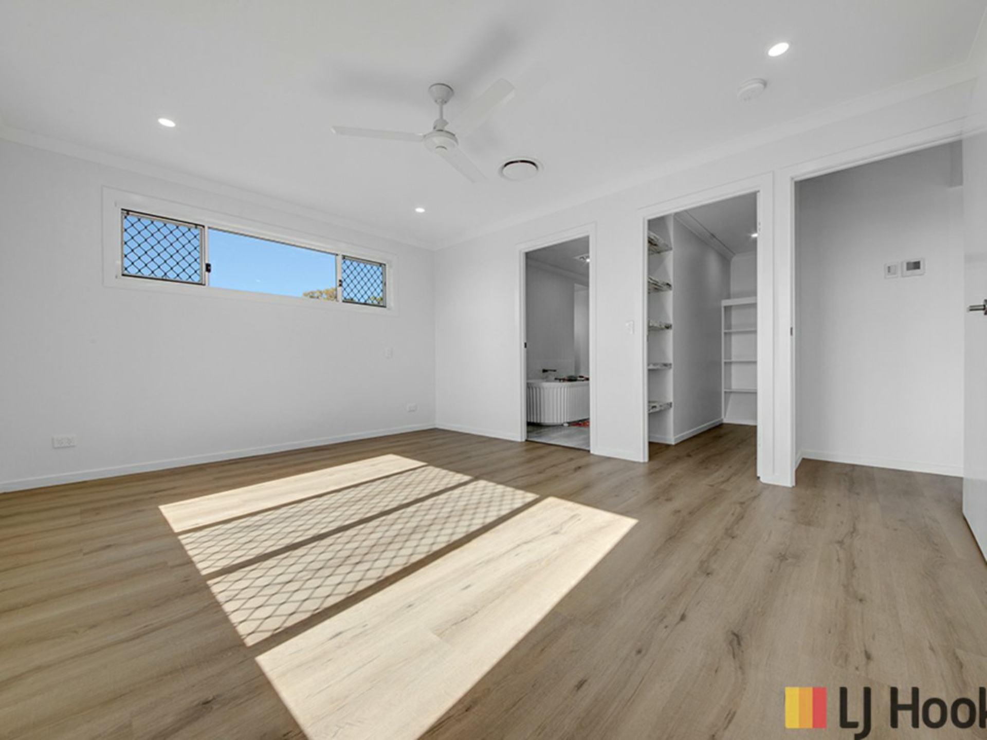 8 Jenny Lind Court, BOYNE ISLAND