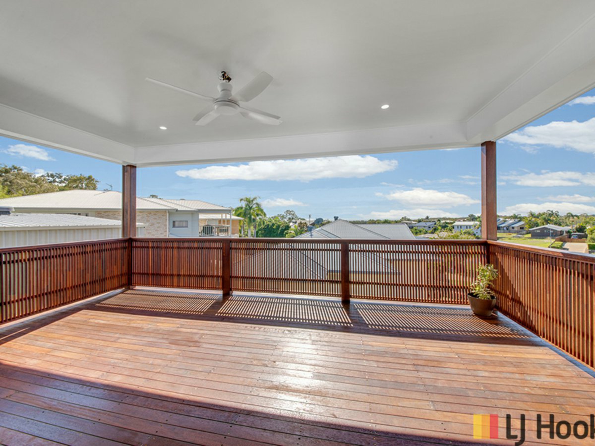 8 Jenny Lind Court, BOYNE ISLAND